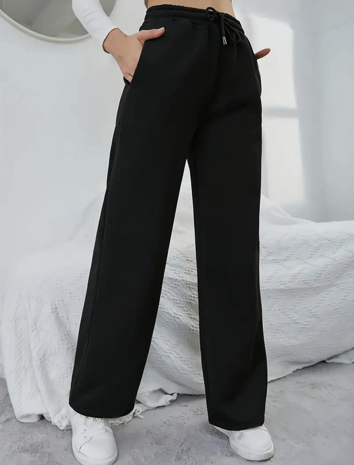 Image of PERFETTE WOLLO Regular Fit Women Black Trousers