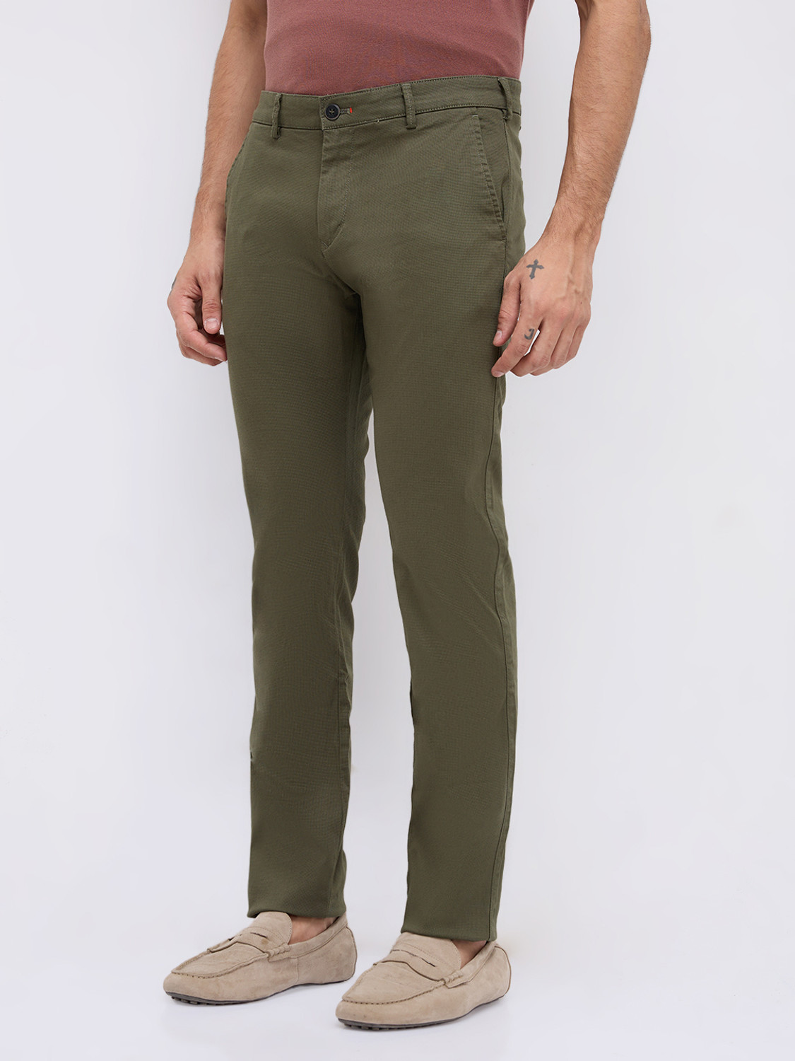 Image of KILLER Slim Fit Men Green Trousers