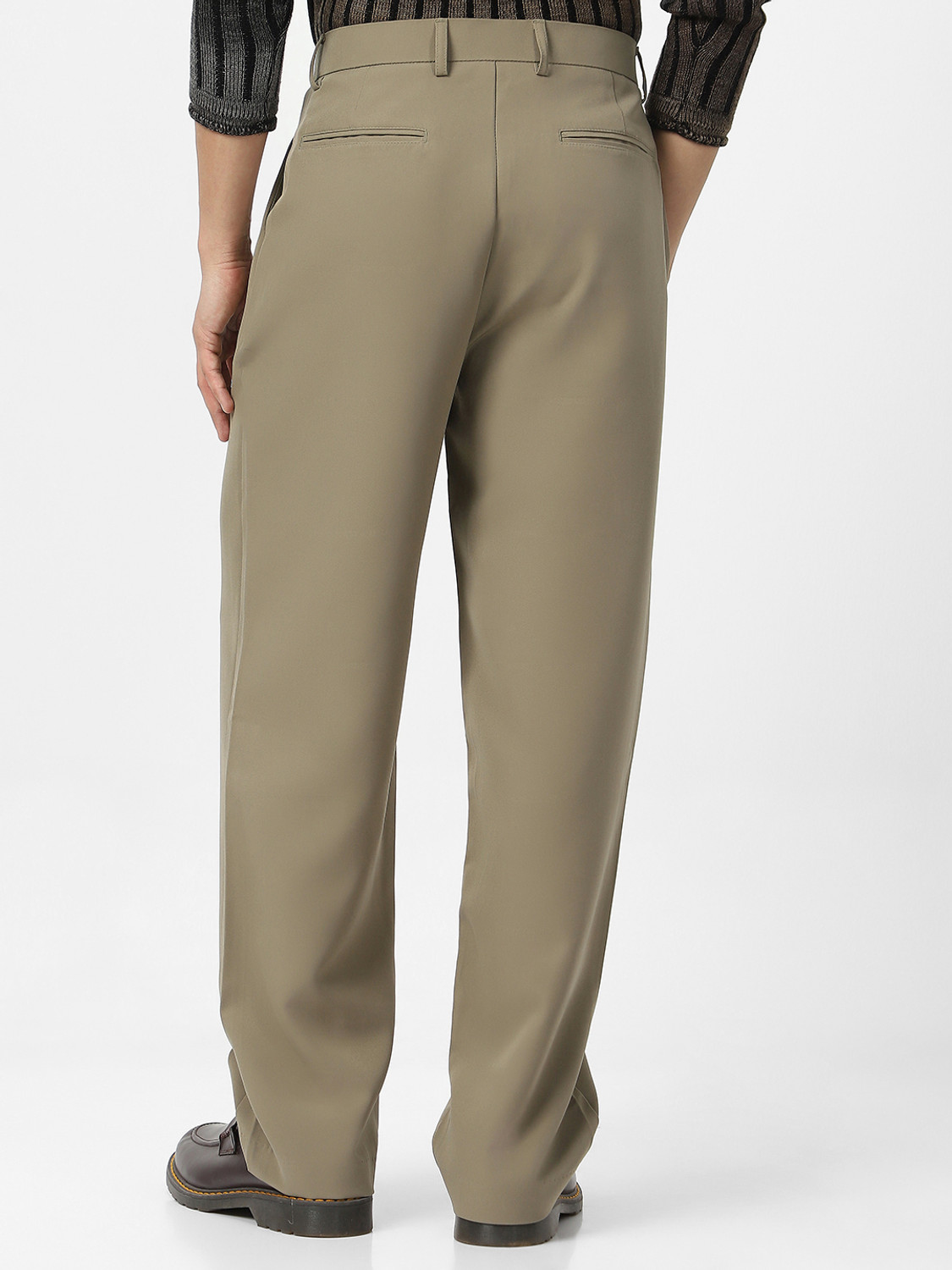 Image of Urbano Fashion Loose Fit Men Light Green Trousers