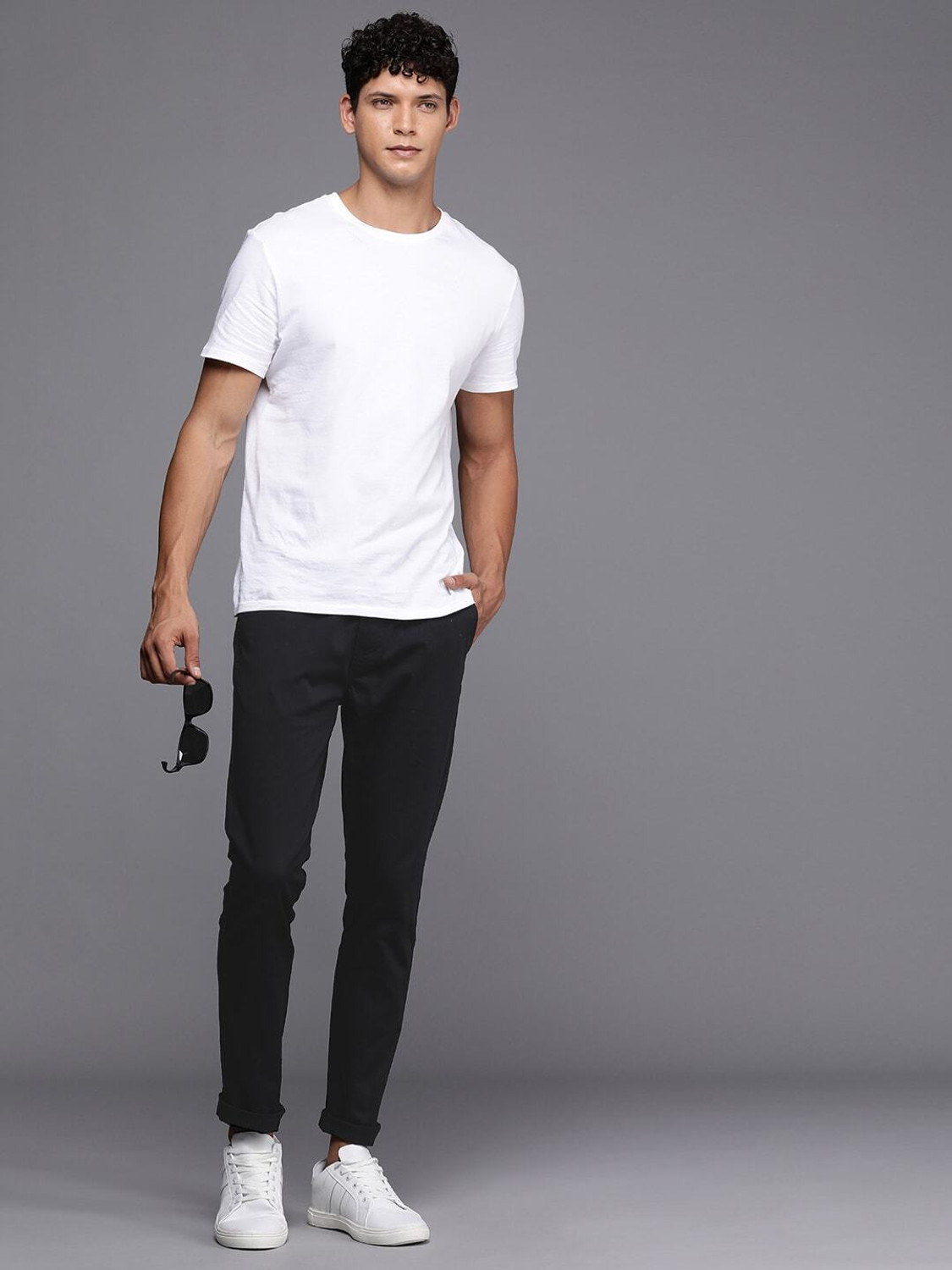 Image of WROGN Slim Fit Men Black Trousers