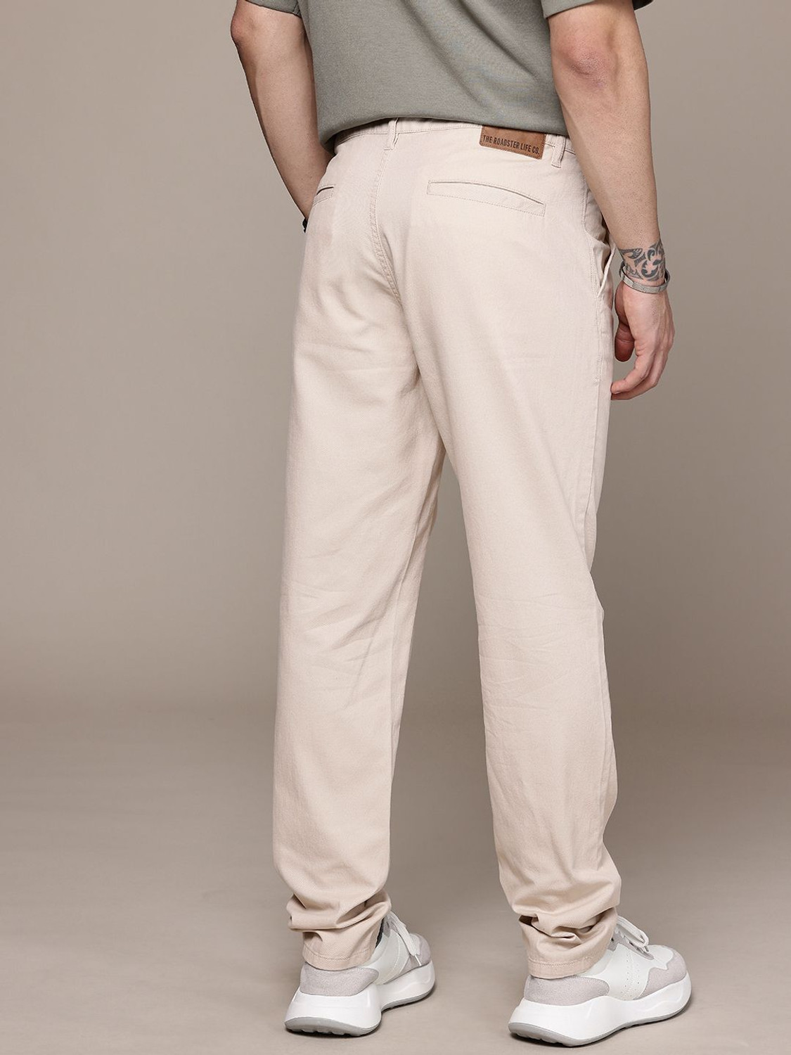 Image of Roadster Regular Fit Men Beige Trousers