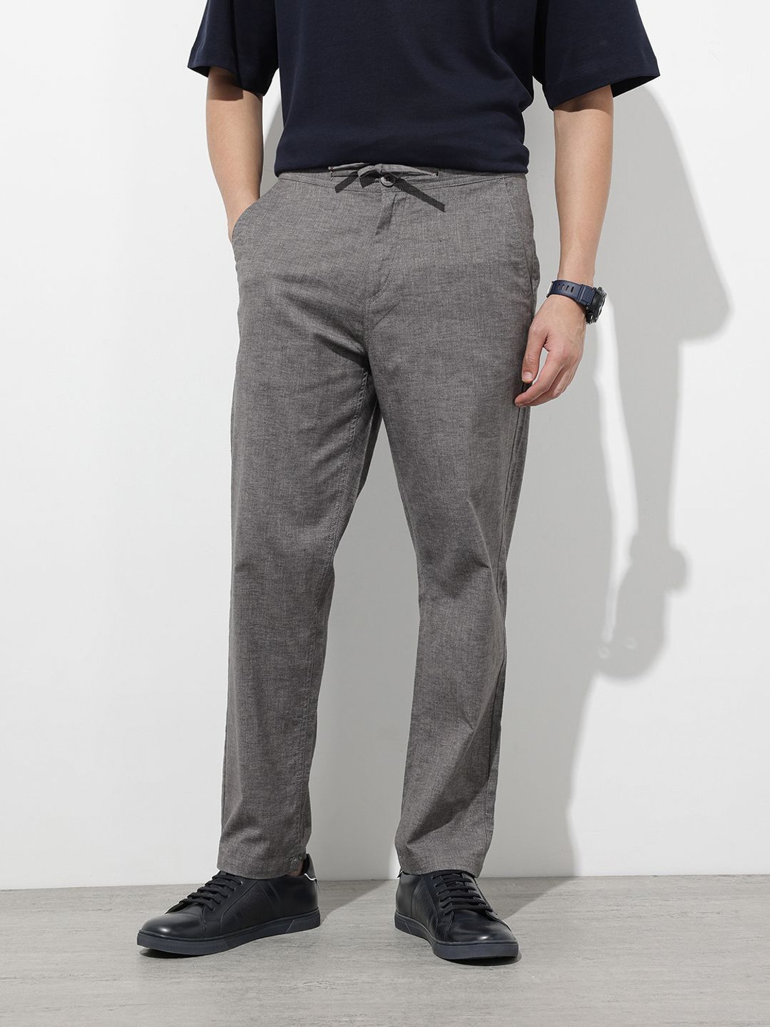 Image of Roadster Regular Fit Men Grey Trousers