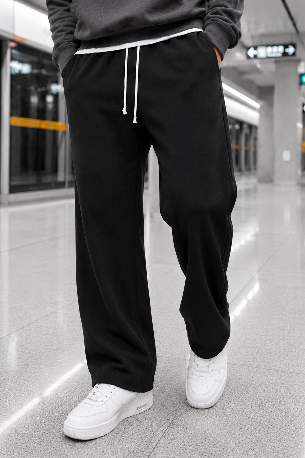 Image of METRONAUT Loose Fit Men Black Trousers