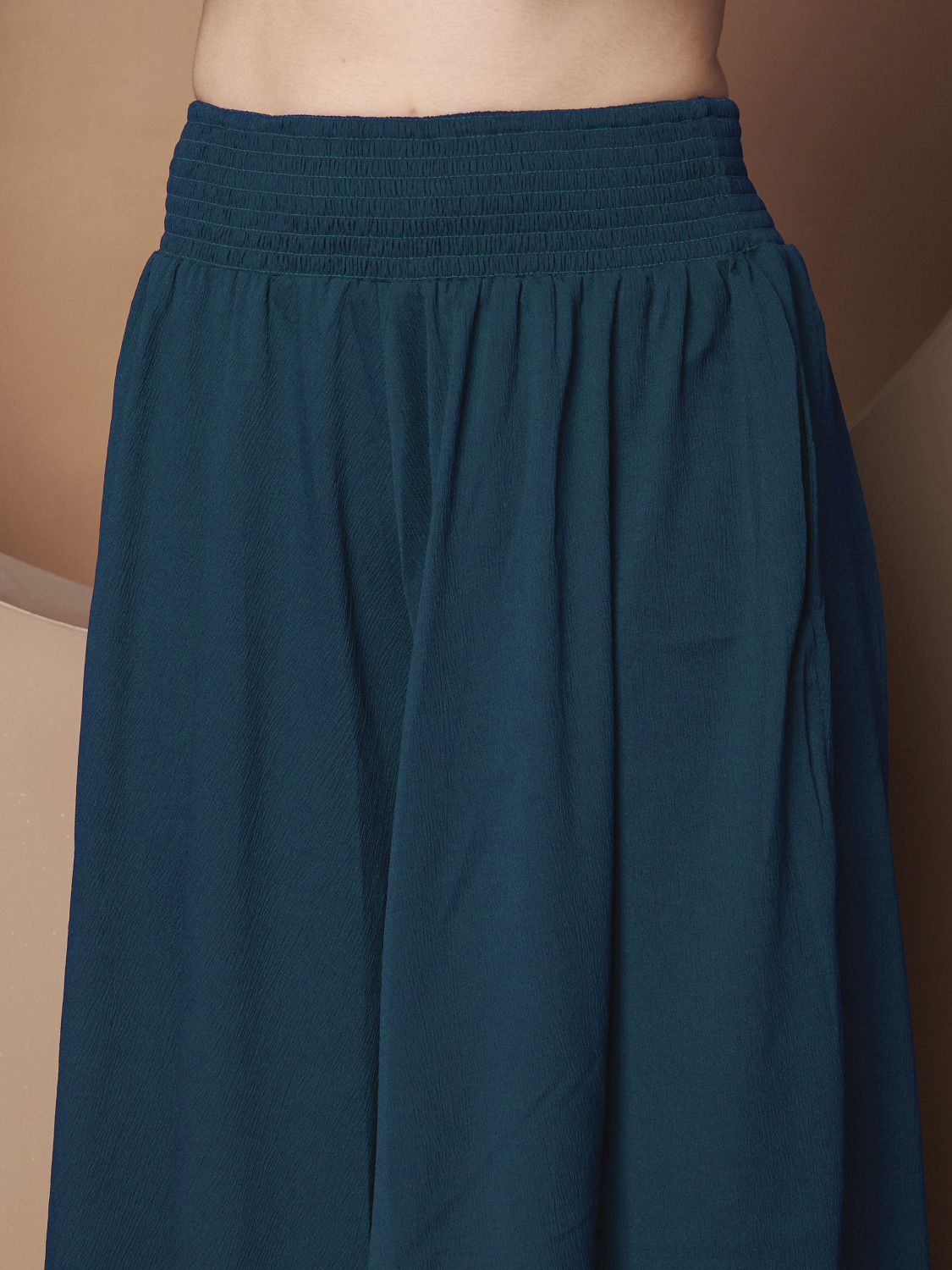 Image of ZWERLON Relaxed Women Green Trousers
