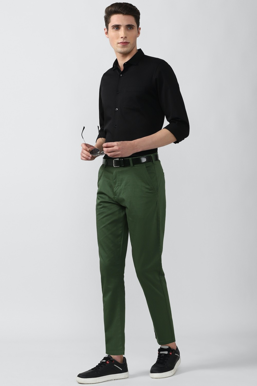 Image of PETER ENGLAND Slim Fit Men Green Trousers