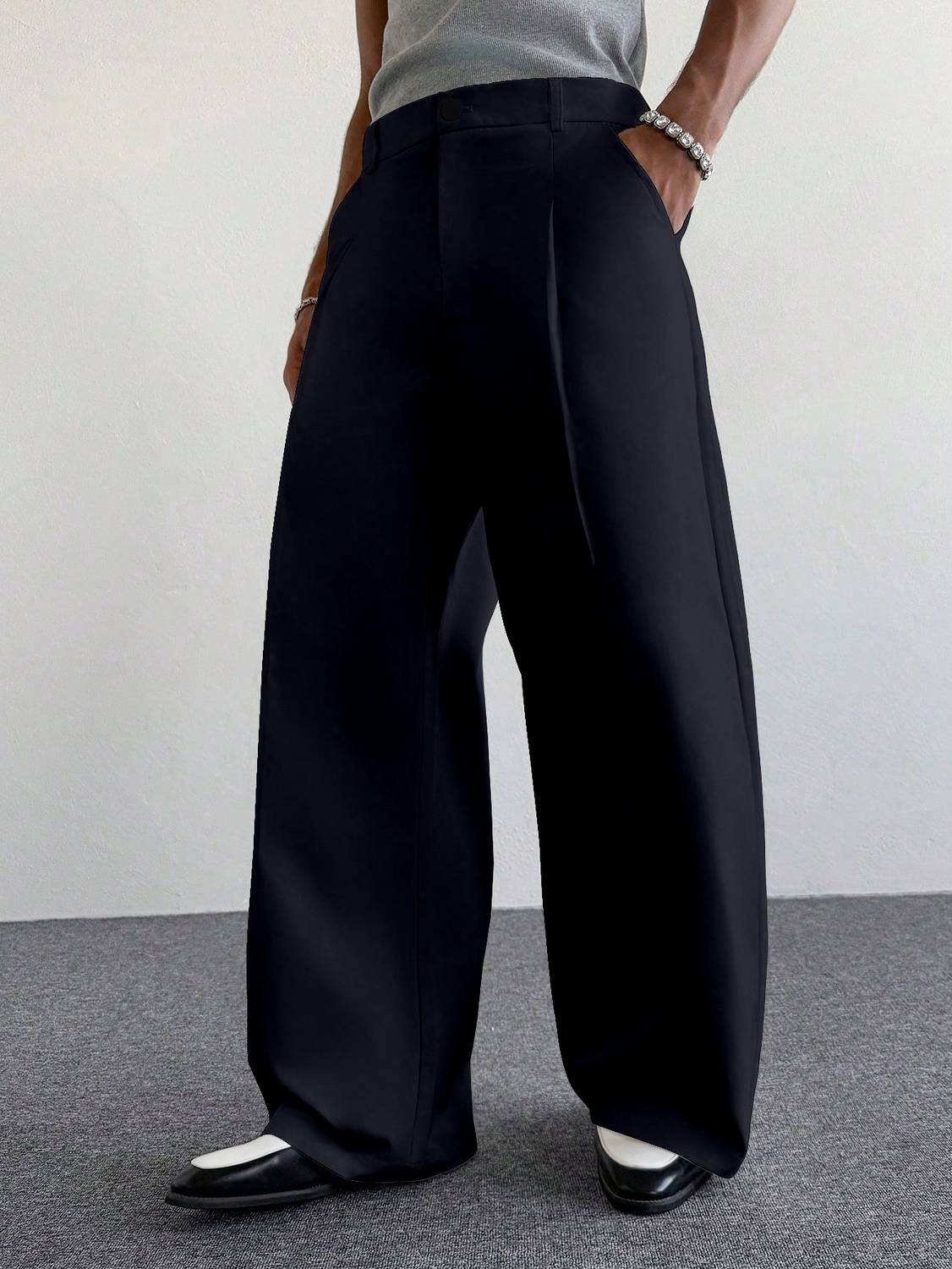 Klossy Loose Fit Men Grey Trousers - Image 2