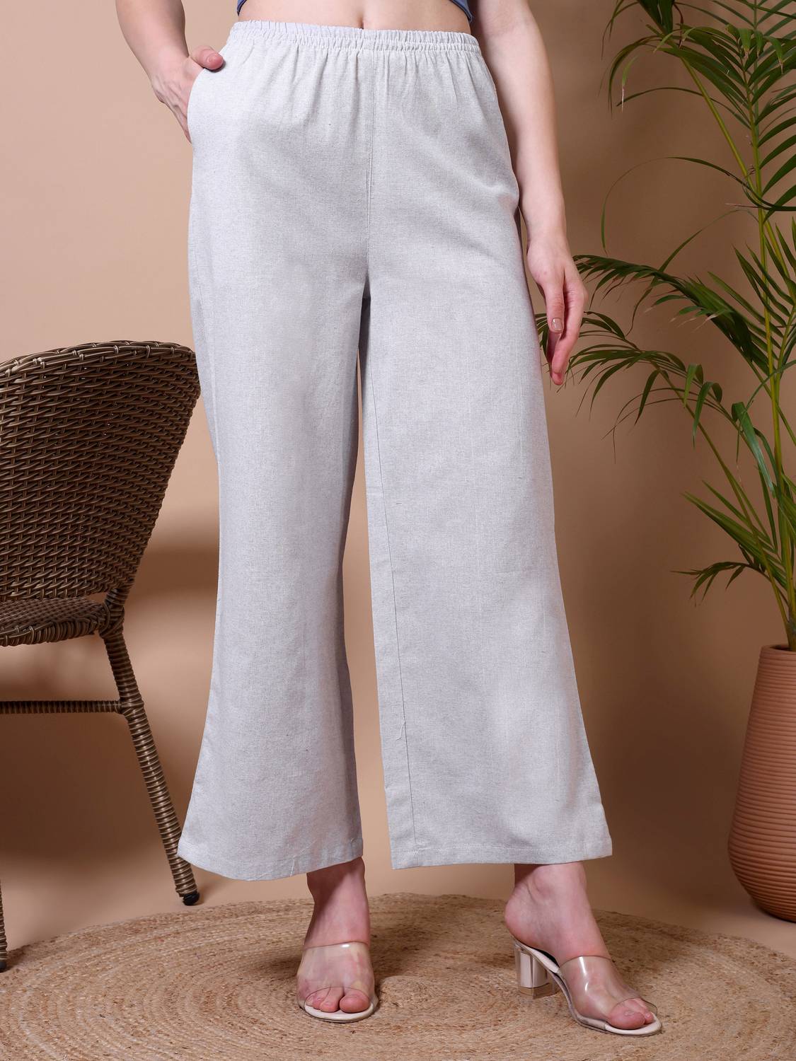 Ameerah Regular Fit Women Grey Trousers