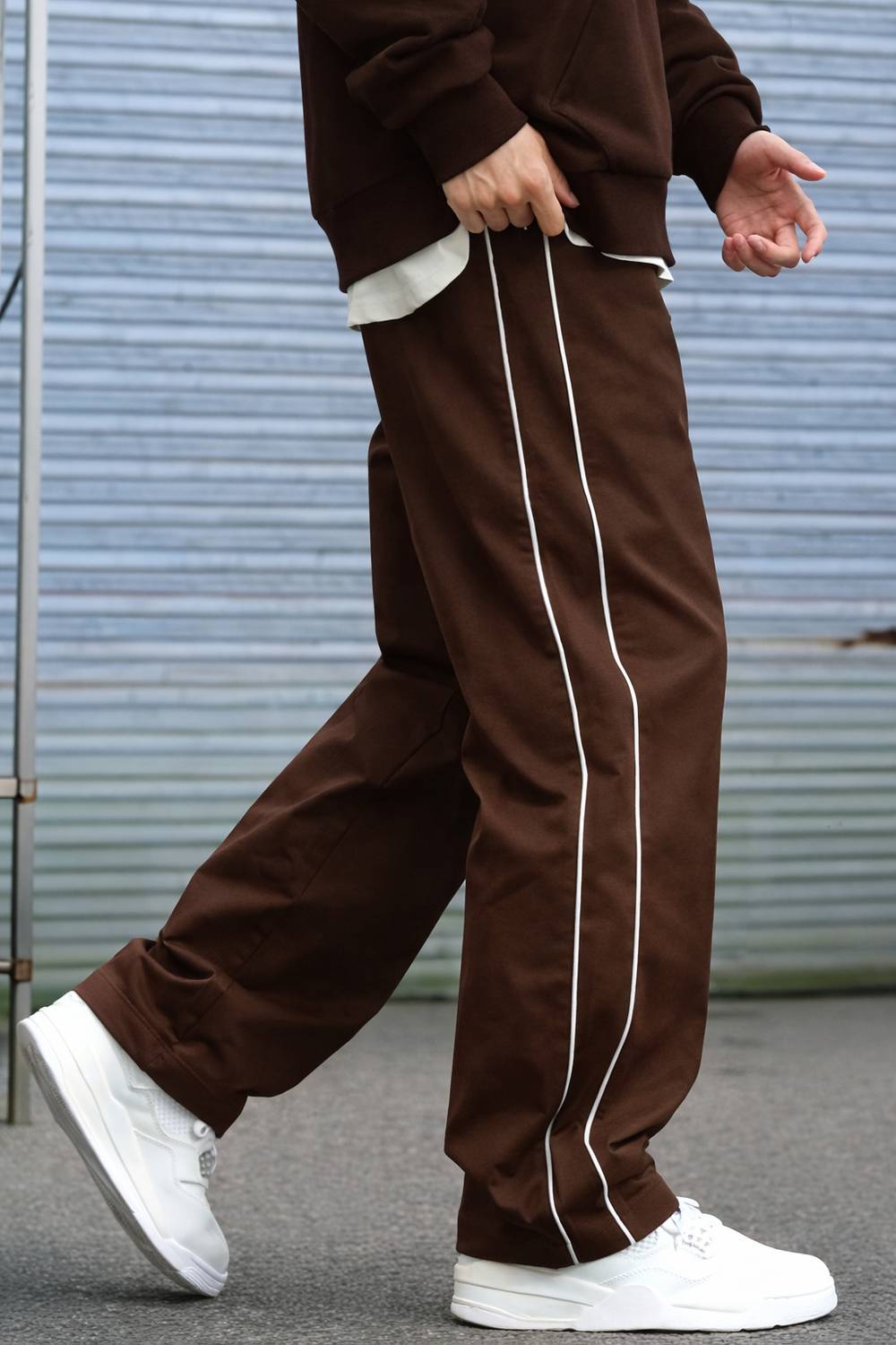 Adokedo Striped Men Brown Track Pants