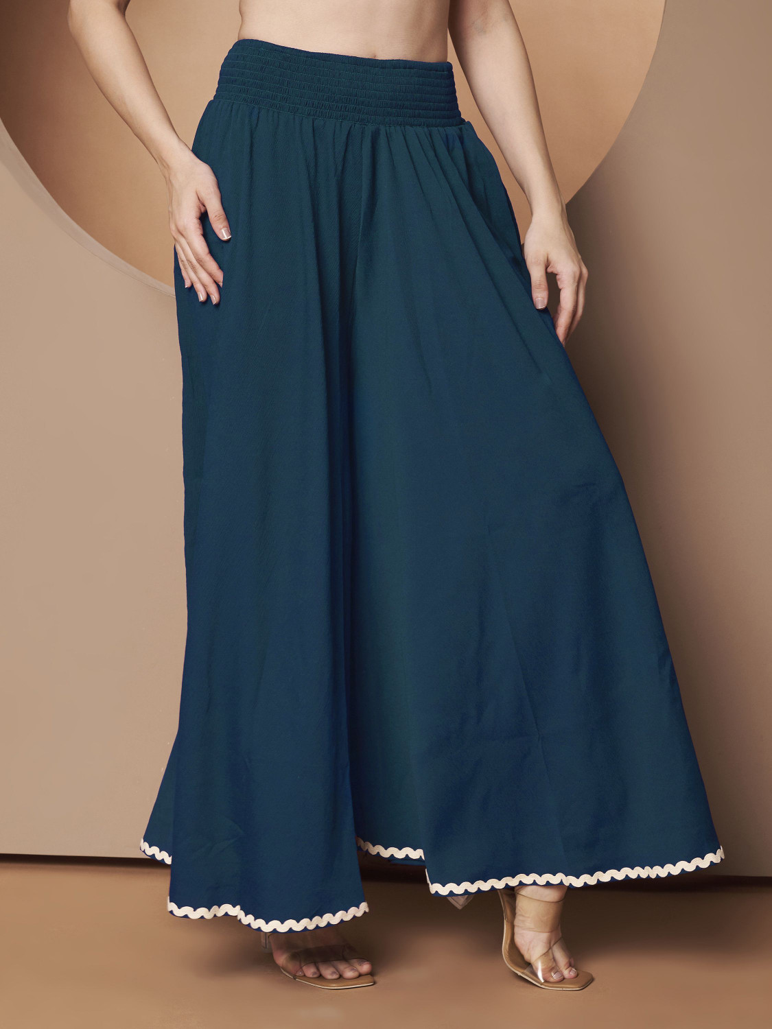 Image of ZWERLON Relaxed Women Green Trousers