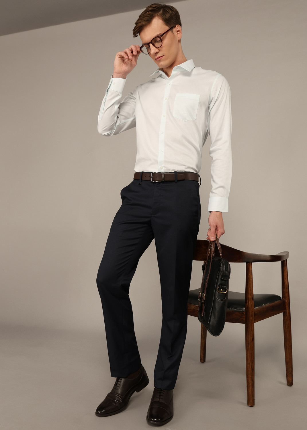Image of VAN HEUSEN Slim Fit Men Dark Blue Trousers