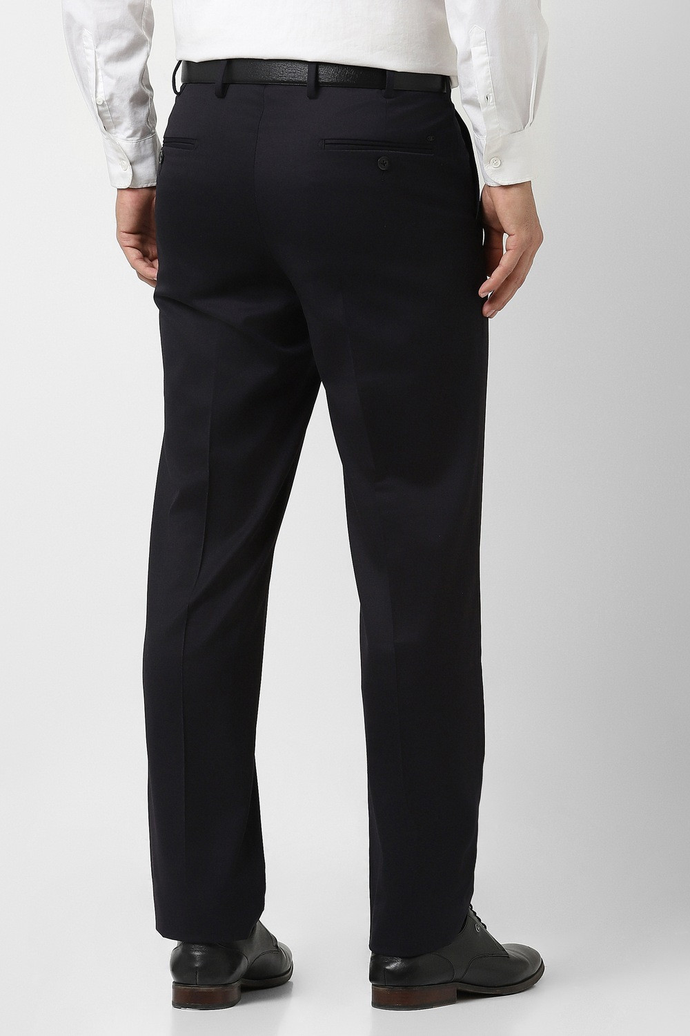 Image of VAN HEUSEN Regular Fit Men Black Trousers