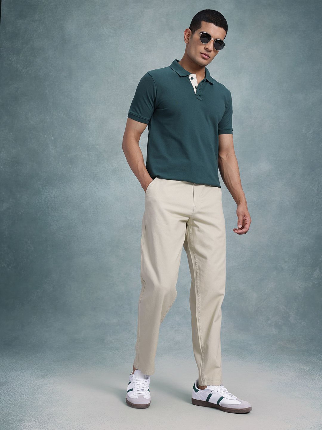 Image of Roadster Relaxed Men Beige Trousers