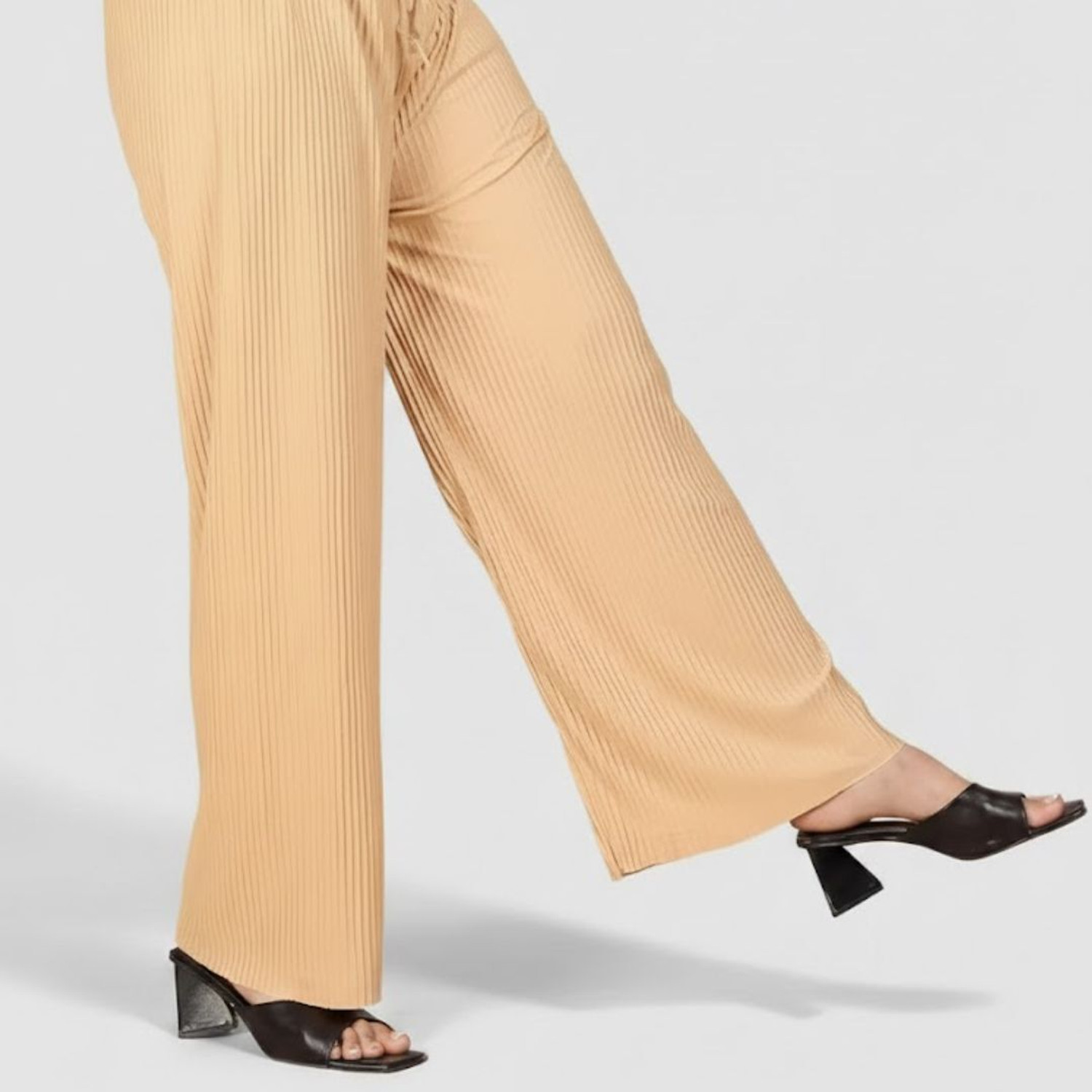 Image of AK SHAMSHAHID GARMENT Relaxed Women Multicolor Trousers