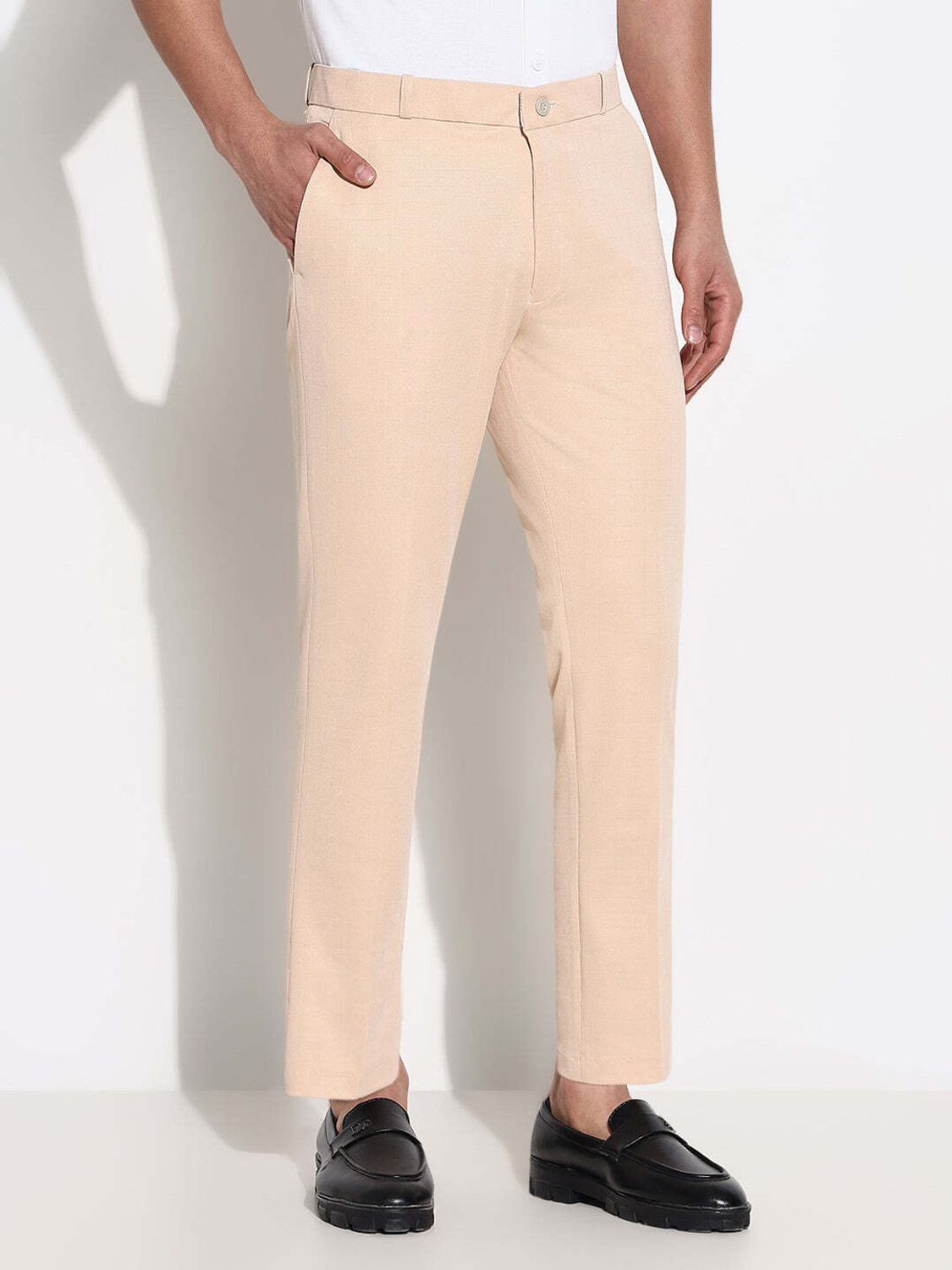 Image of SHOWOFFFF Tapered Men Beige Trousers