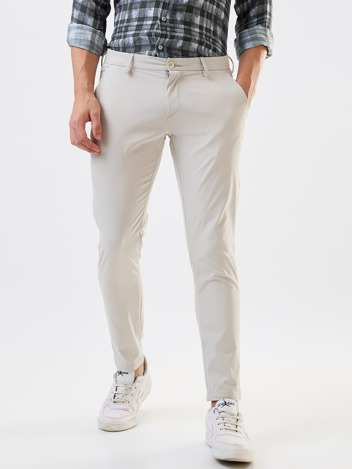 Image of Spykar Slim Fit Men White Trousers