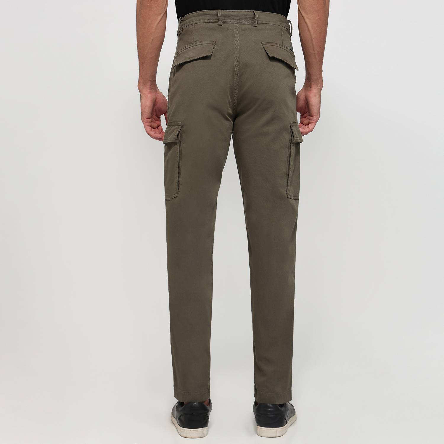 COLORPLUS Regular Fit Men Green Trousers - Image 4