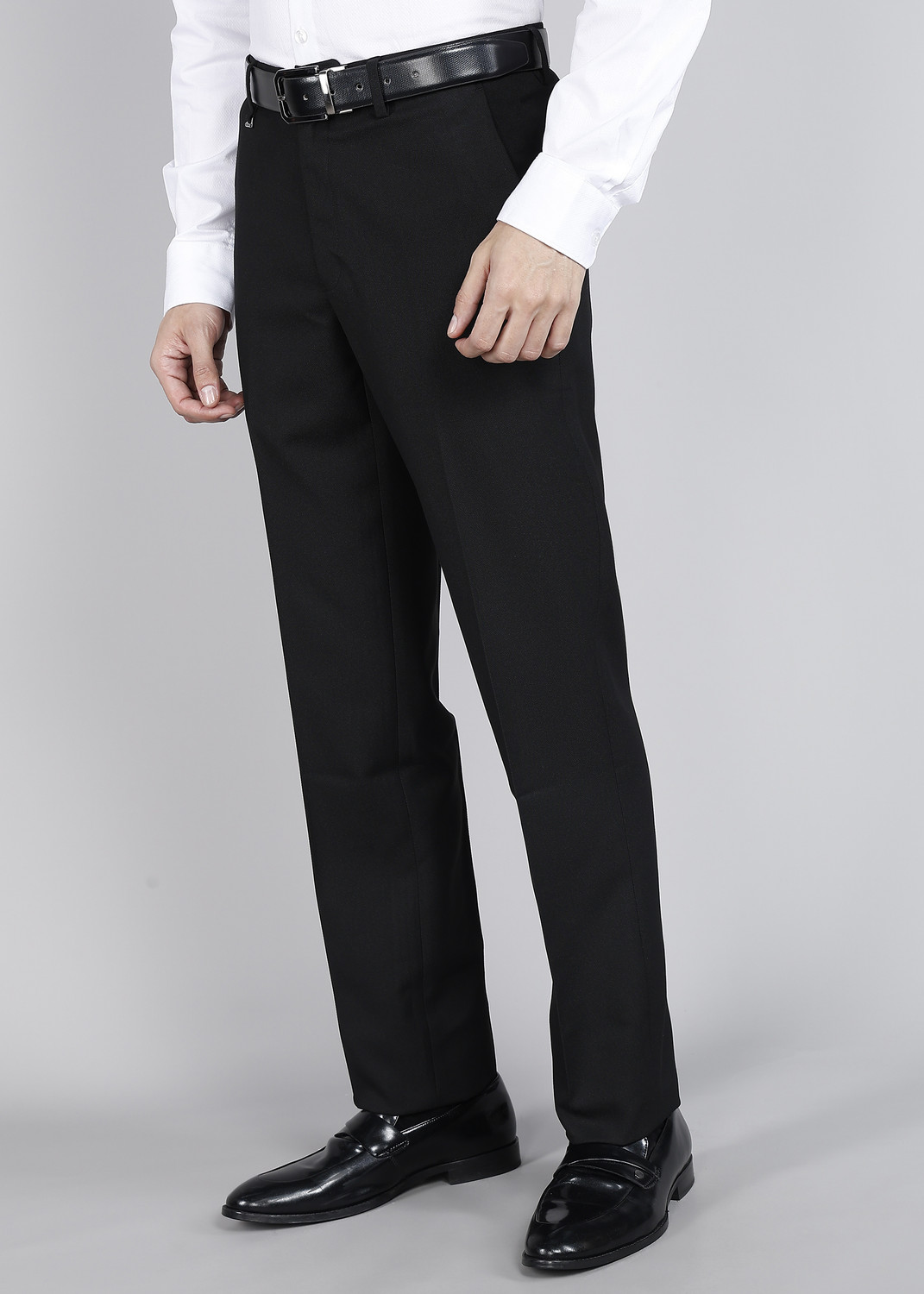 Image of VAN HEUSEN Slim Fit Men Black Trousers