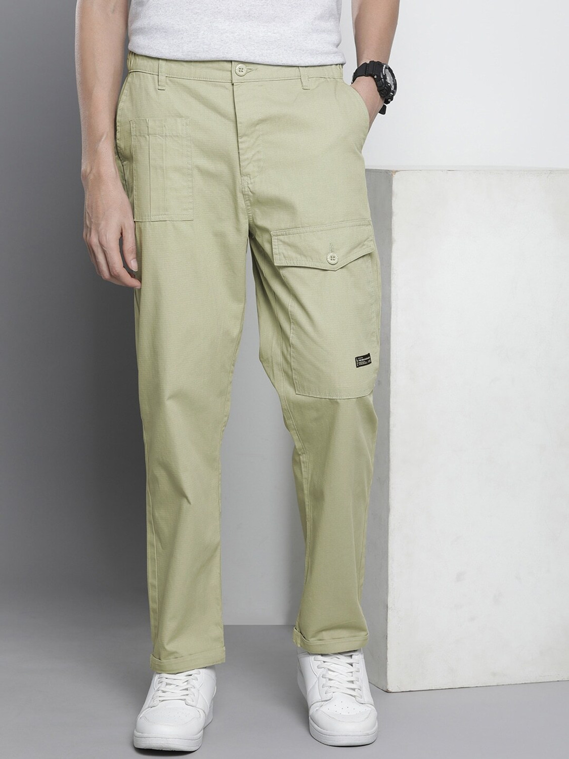 Image of The Indian Garage Co. Regular Fit Men Green Trousers