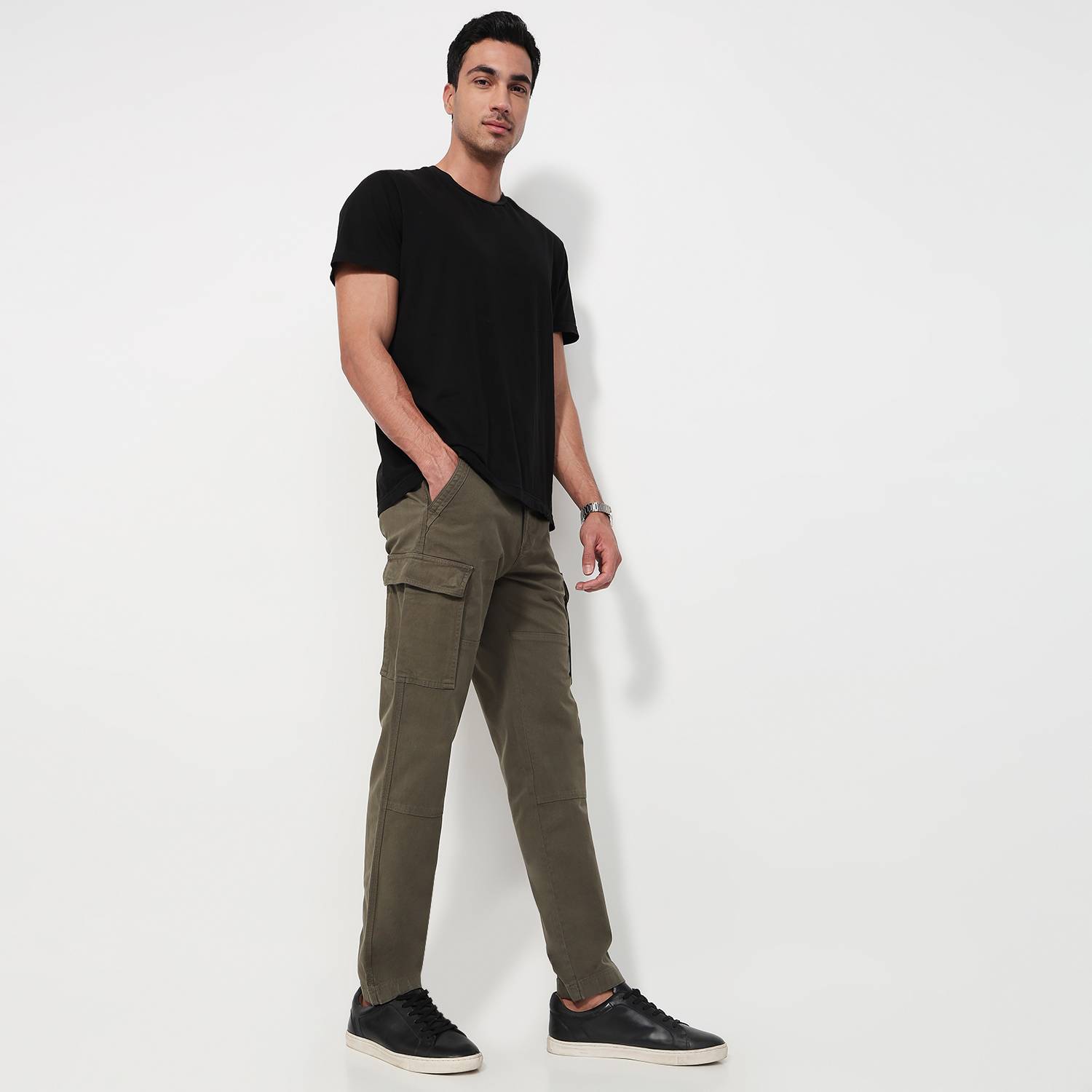 COLORPLUS Regular Fit Men Green Trousers - Image 5