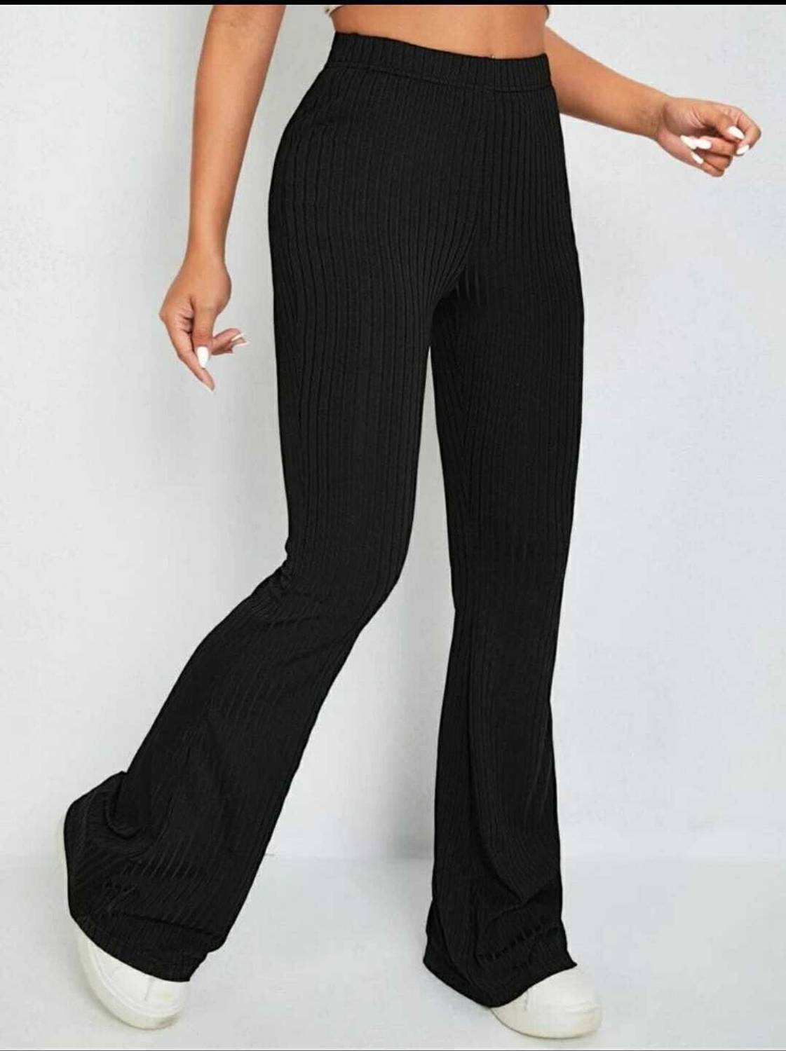 Broadstar Relaxed Women Black Trousers