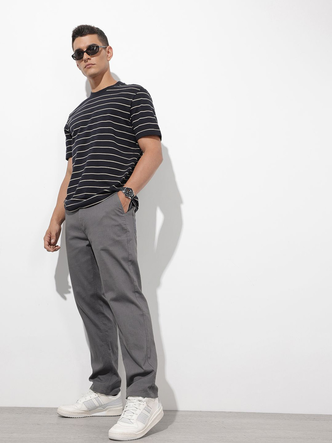 Image of Roadster Regular Fit Men Gold Trousers