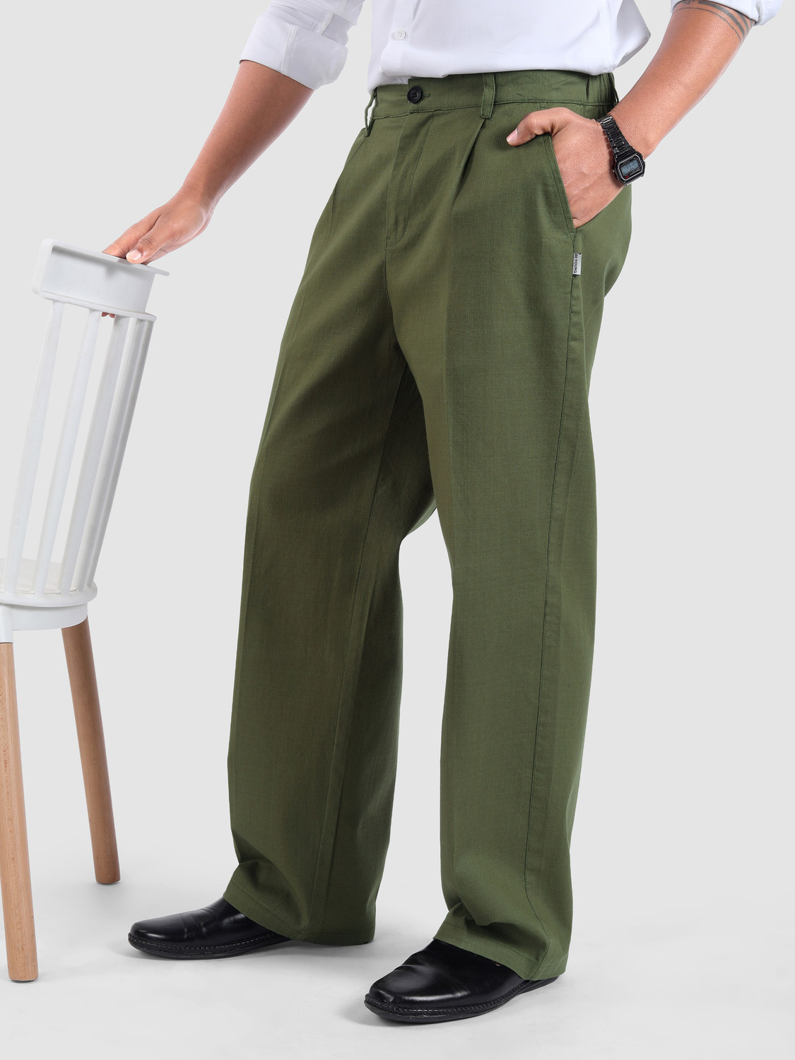 Image of BEYOUNG Straight Fit Men Green Trousers