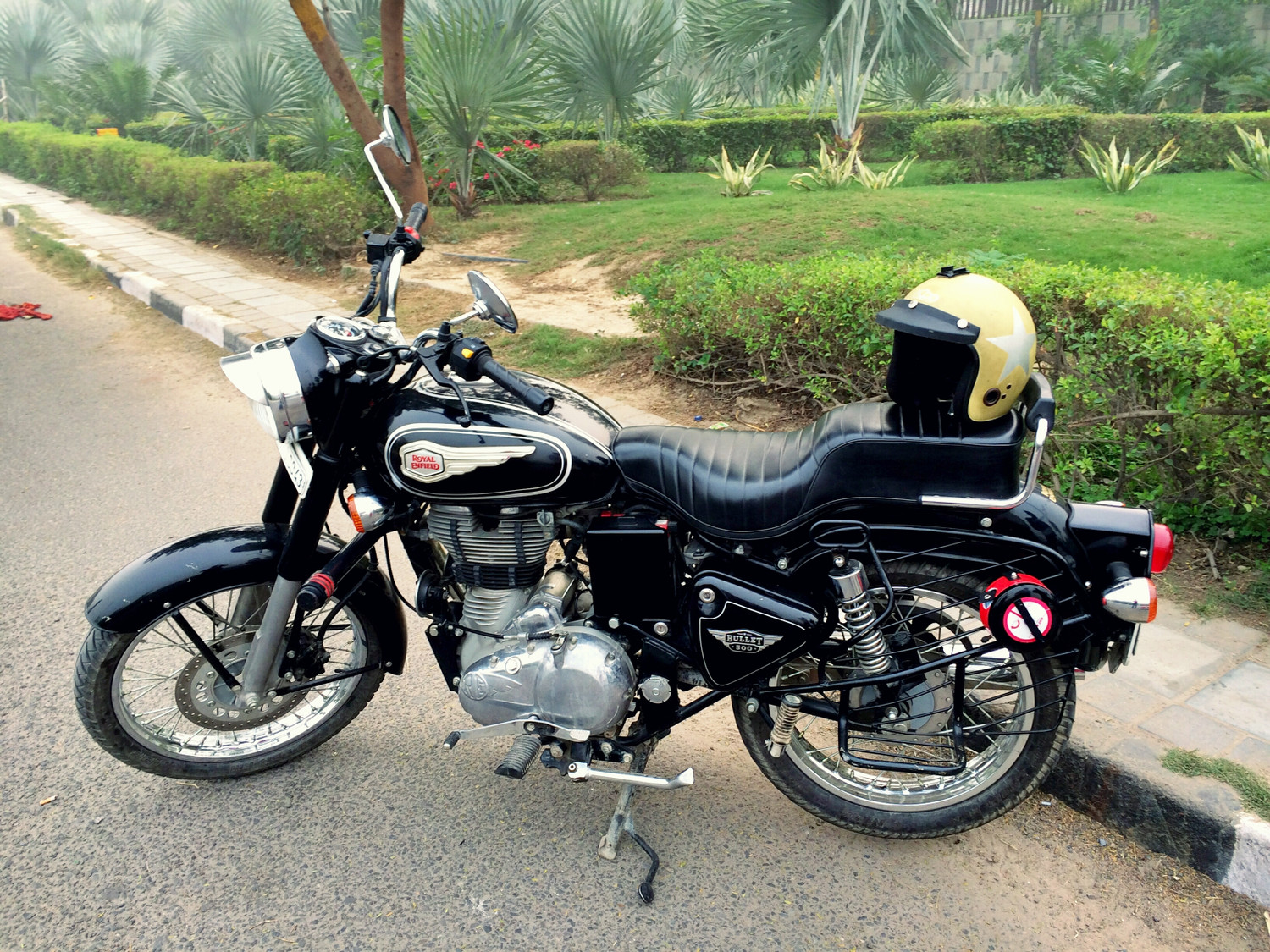 Image of BIKE BLAZER Two Wheeler Cover for Honda
