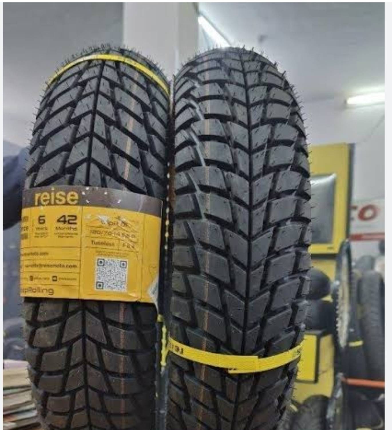 Reise Moto 100/80-R12 & 110/80-R12 Tyre Combo Pack for NTORQ