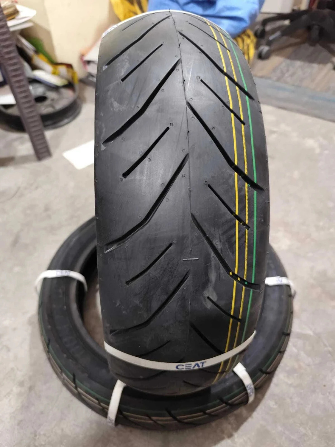 Image of CEAT 140 /70-14 M /C 62-P ZOOM PLUS 140 /70-14 Front & Rear Two Wheeler Tyre