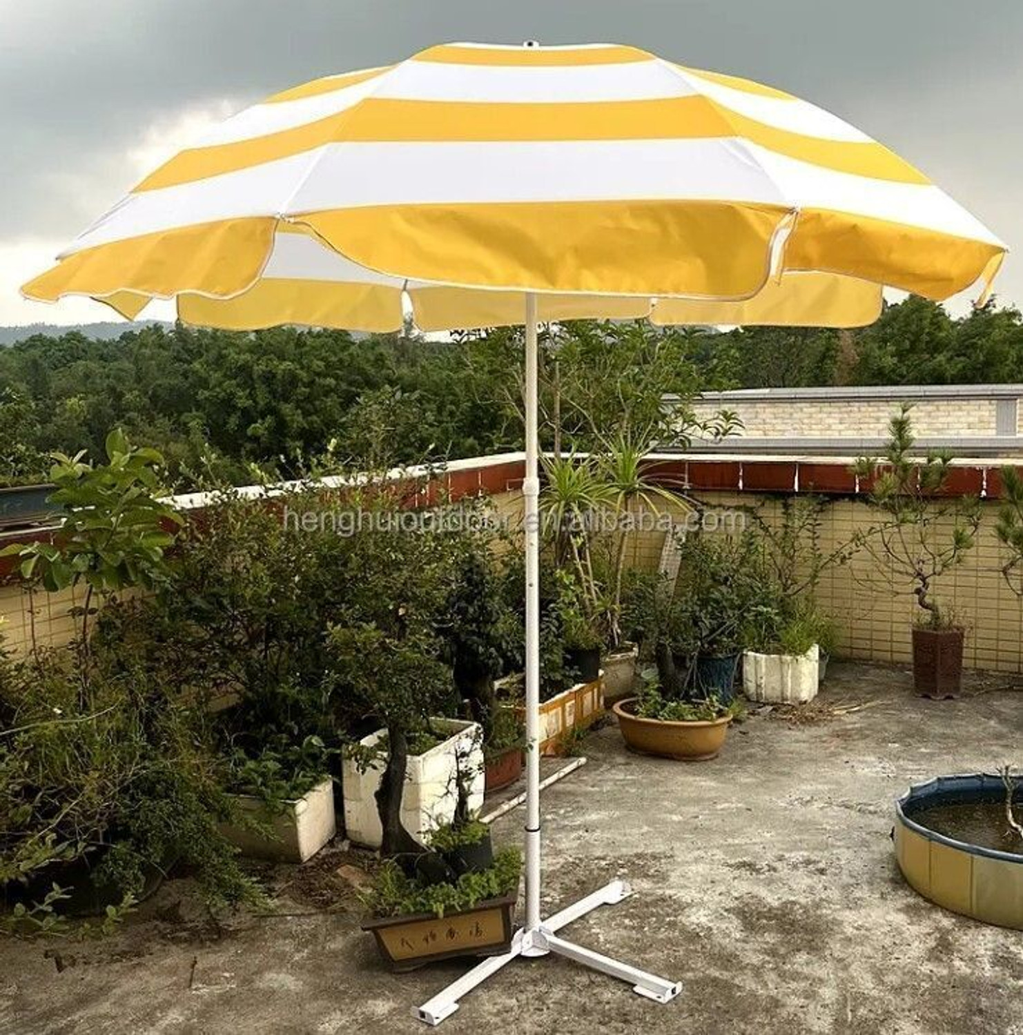 Image of RAINVIBE Outdoor Garden Umbrella Beach and sun umbrella With Stand 6ft /36 in garden Umbrella