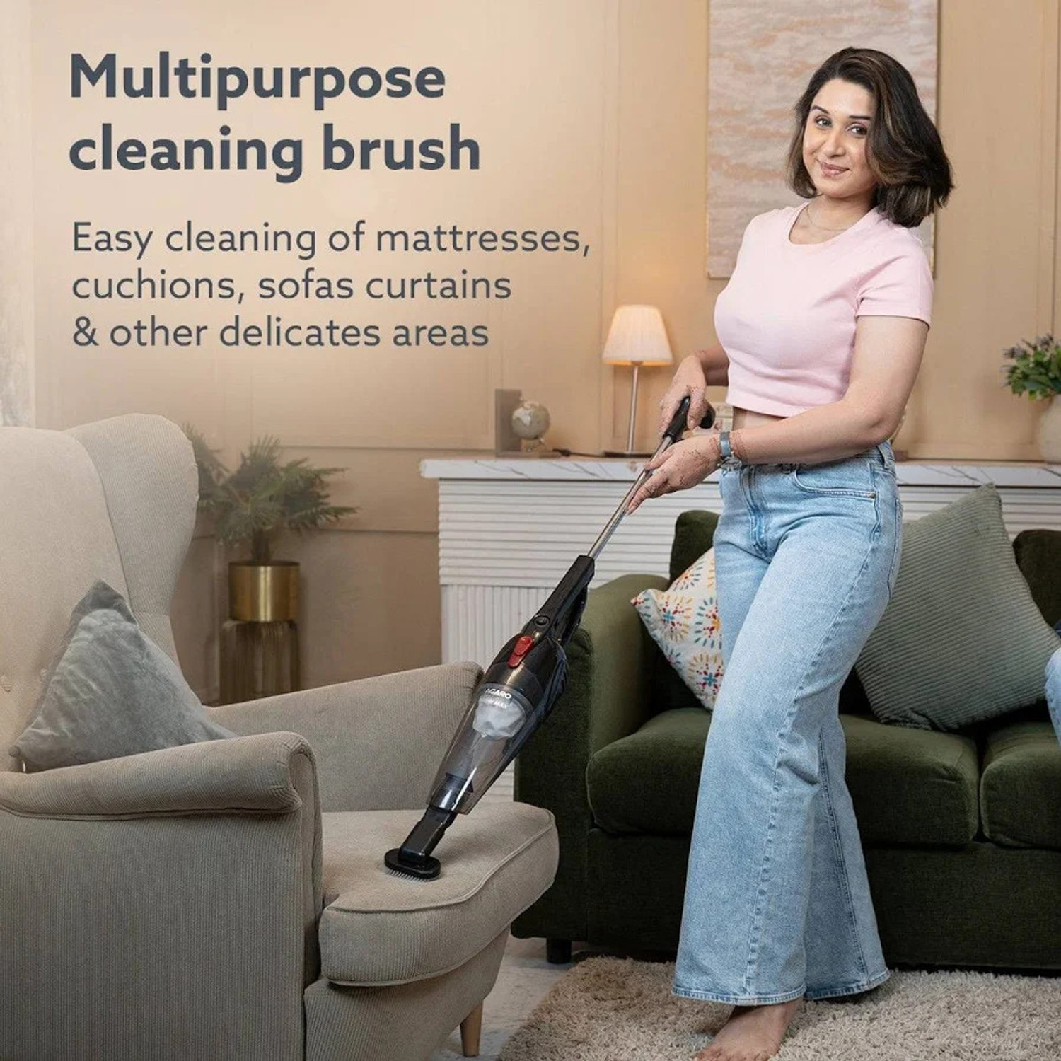 Image of AGARO Regal Plus 33423 Hand-held Vacuum Cleaner with Reusable Dust Bag