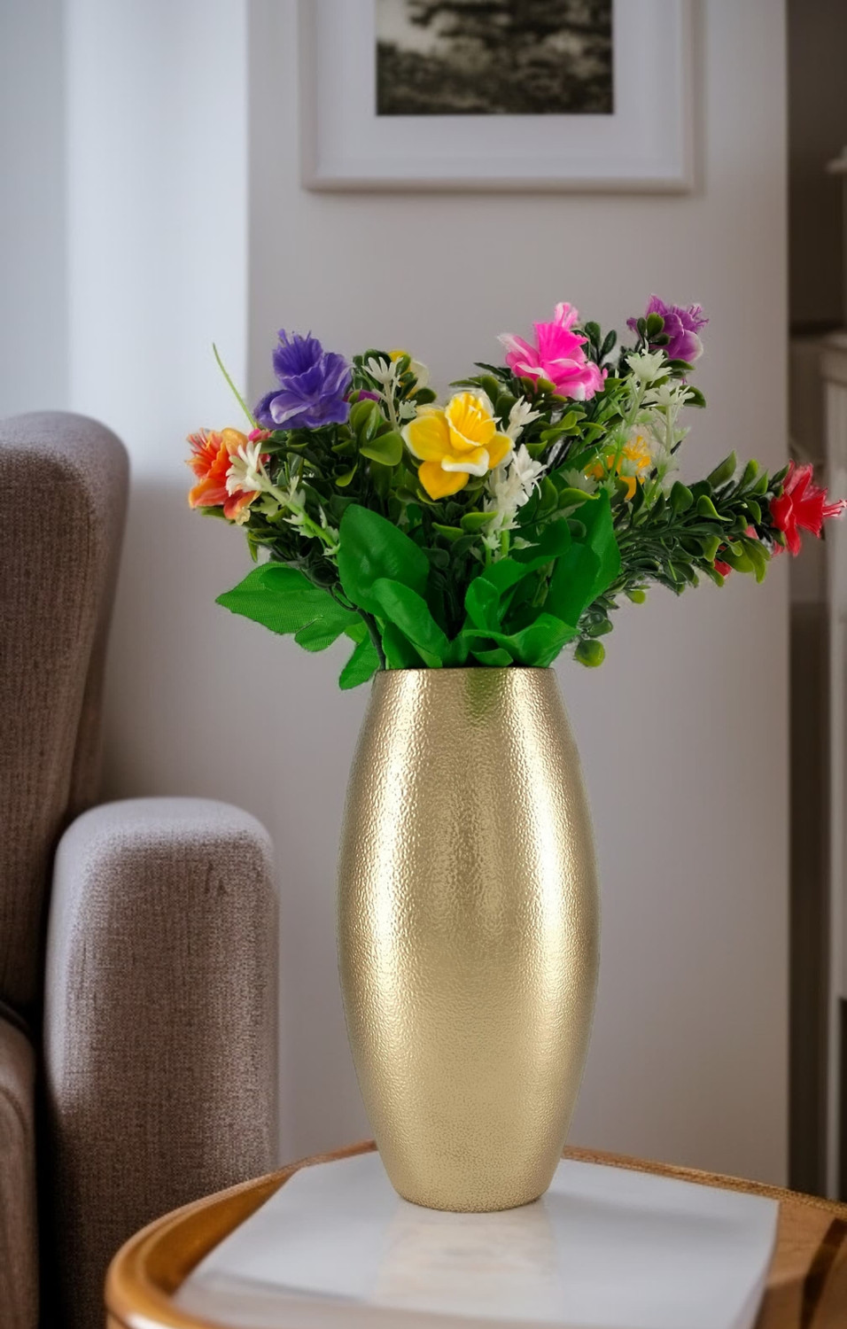 Image of Decorsmith Ovalo Iron Vase