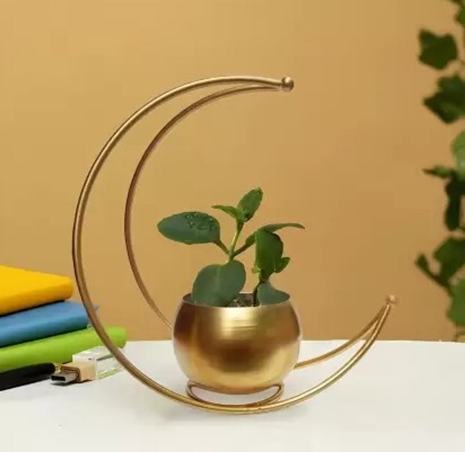 Image of STARLINE moon iron vase 9 x 4 x 3 inch Iron Vase