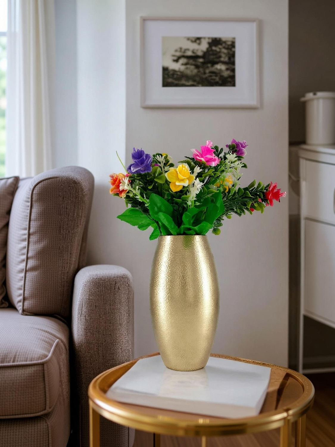 Image of Decorsmith Ovalo Iron Vase