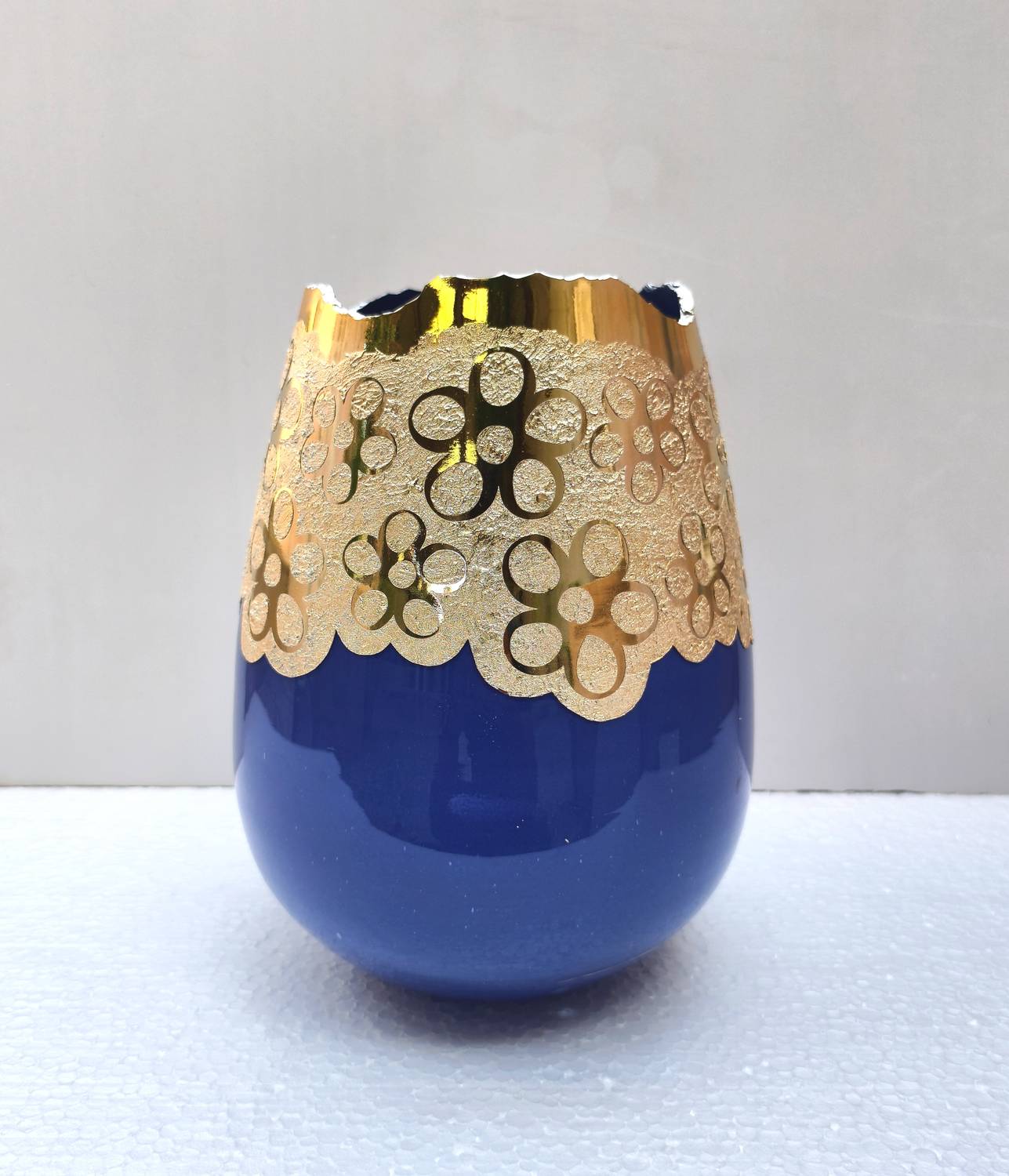 M S G HANDICRAFTS Decorative big flower vase Glass Vase Price in