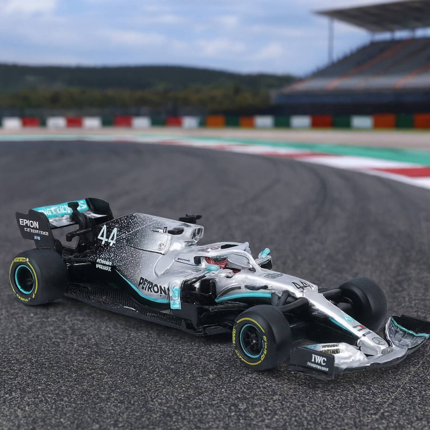 ミニカー Mercedes-AMG Petoronas W10 EQ Power+2019 GKNEX 1:43 Scale Mercedes Amg Petronas F1 W10 Eq Power+ Miniature