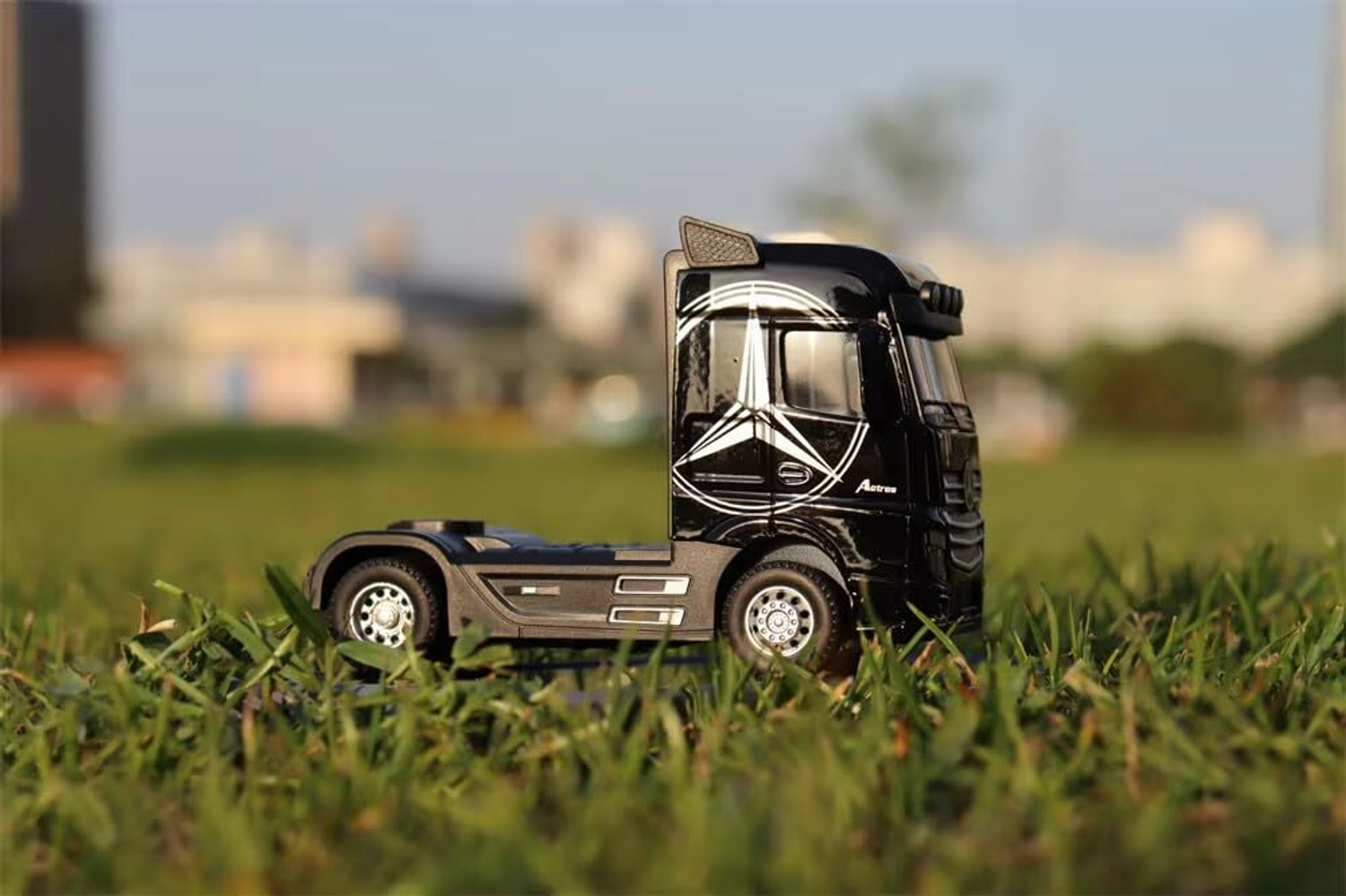 Image of kitmeer Diecast Truck Transport Container Vehicle with Light Pull Back