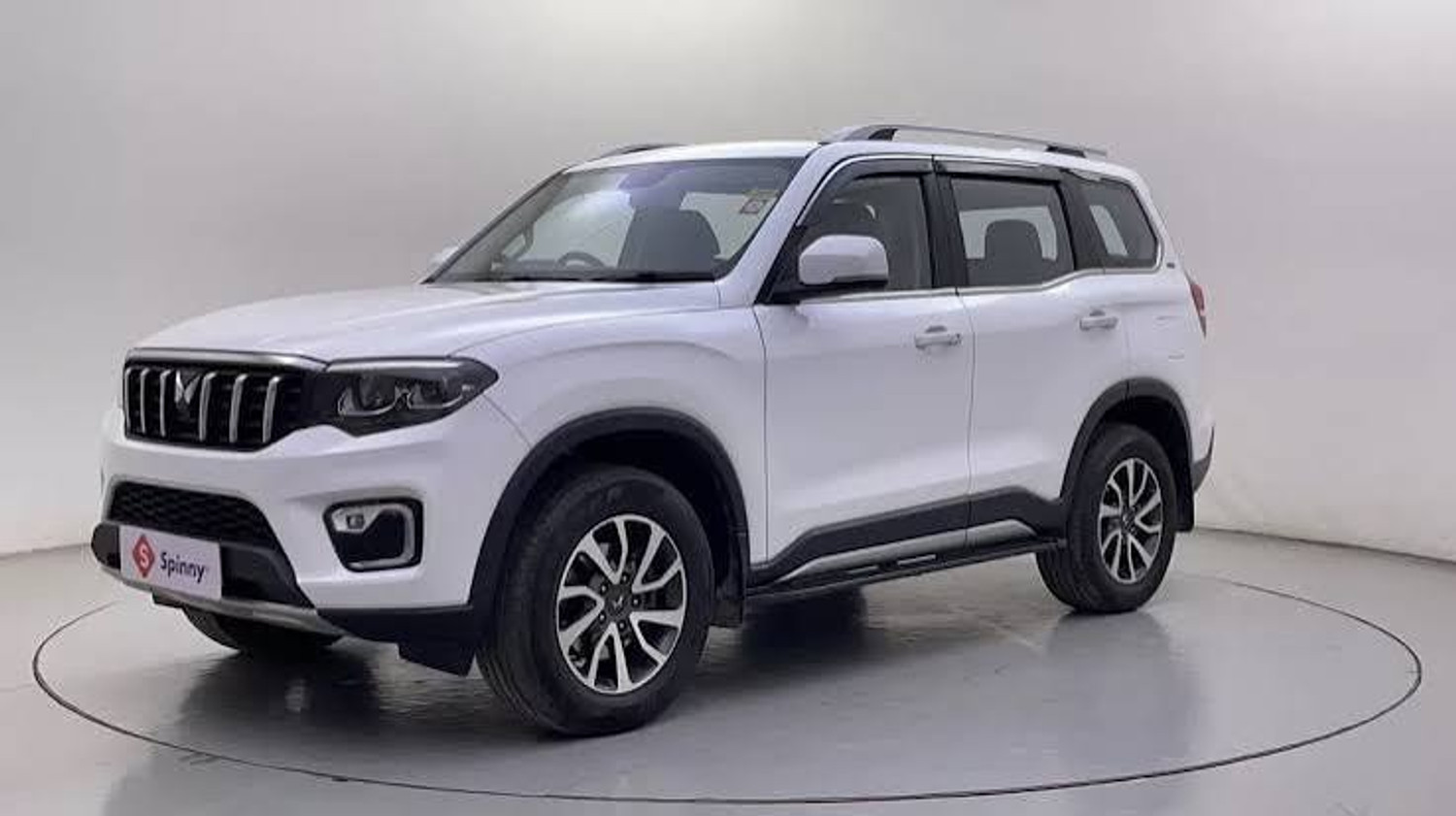 Image of YOO S.S.C. BEST Pull Back MAHUINDRA SCORPIO-N CAR for Kid|with Opening Door|GAADI 11