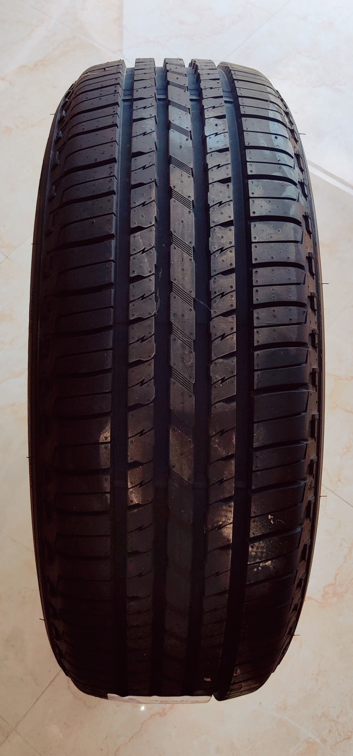 Image of Apollo APTERRA HT2 4 Wheeler Tyre
