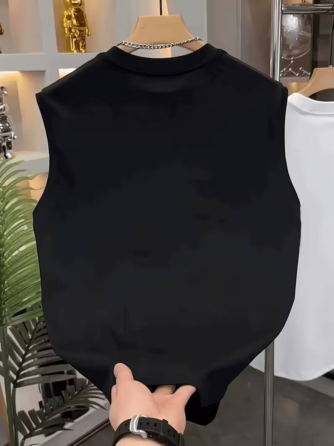 xevon Men Vest - Image 2