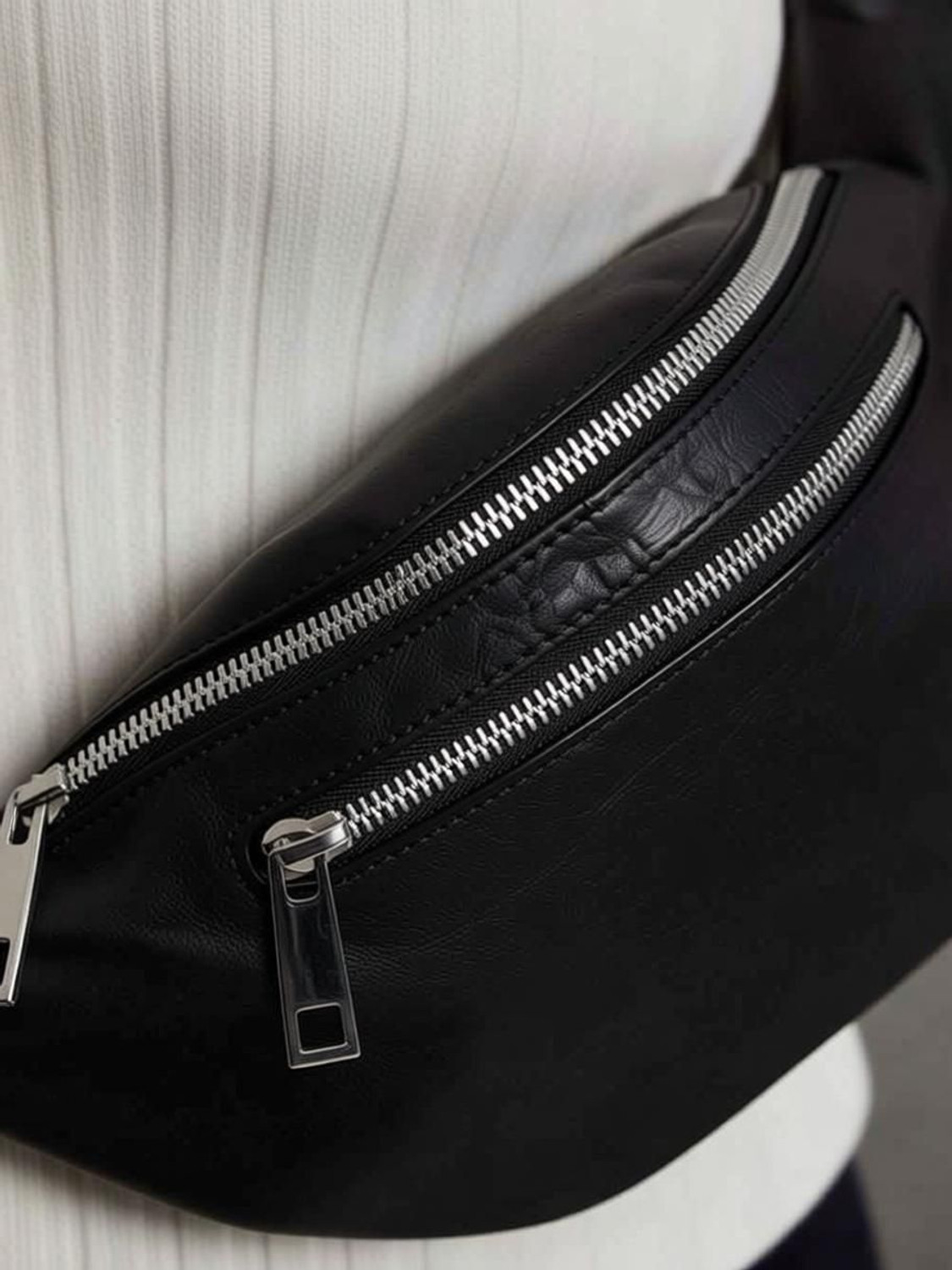 Image of Tiwari Traders Beautyful Unisex Multi Utility Bag /Waist Pack for Travelling, Hiking, Running Waist Bag (Black)