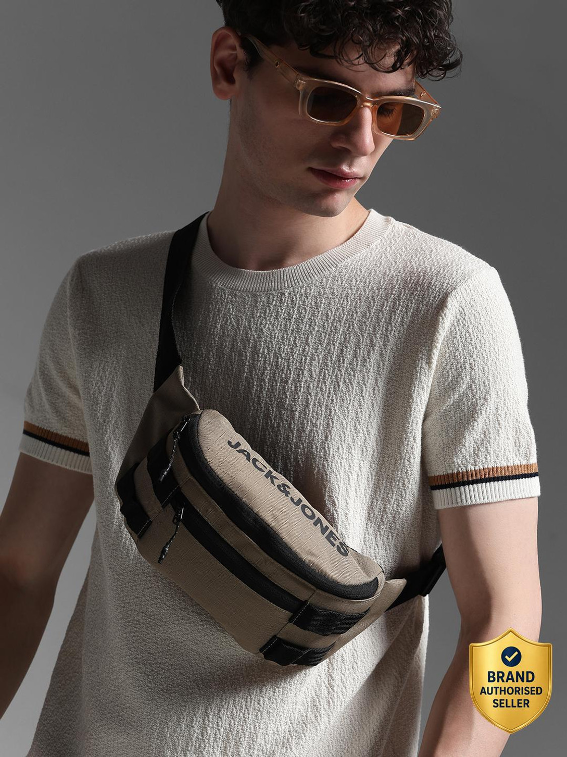 Image of JACK & JONES Solid and Casual Waistbag