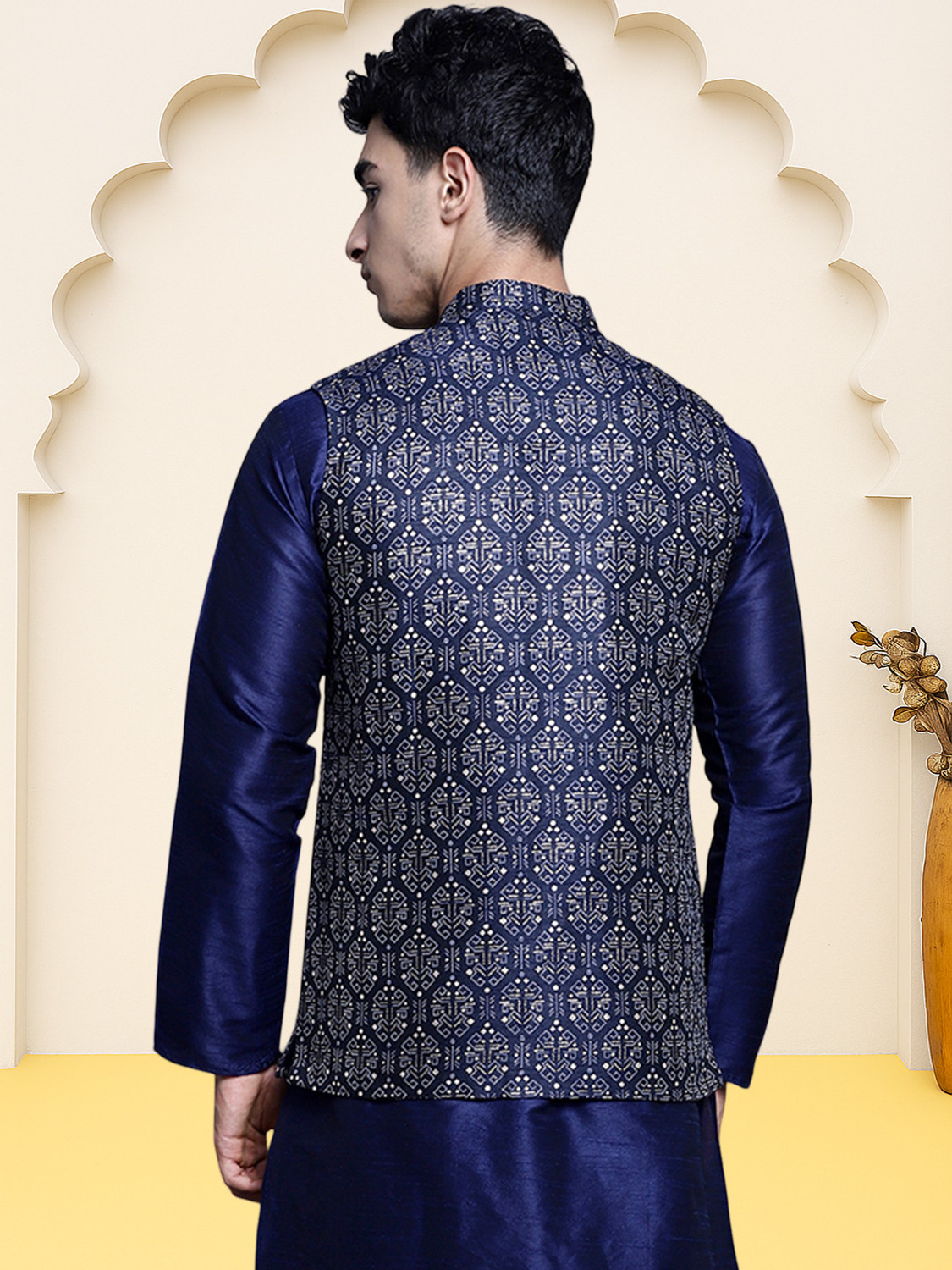 Image of Jompers Printed Men Waistcoat