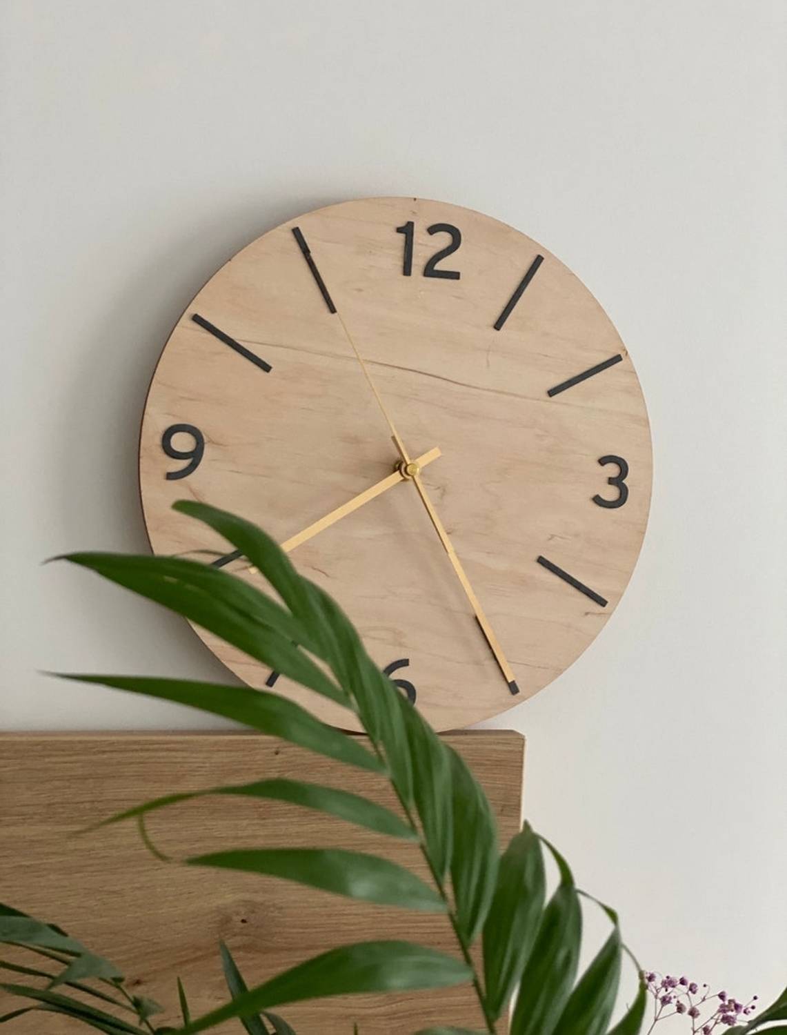 Qeznef Analog 30 cm X 30 cm Wall Clock (Beige, Without Glass, Sta
