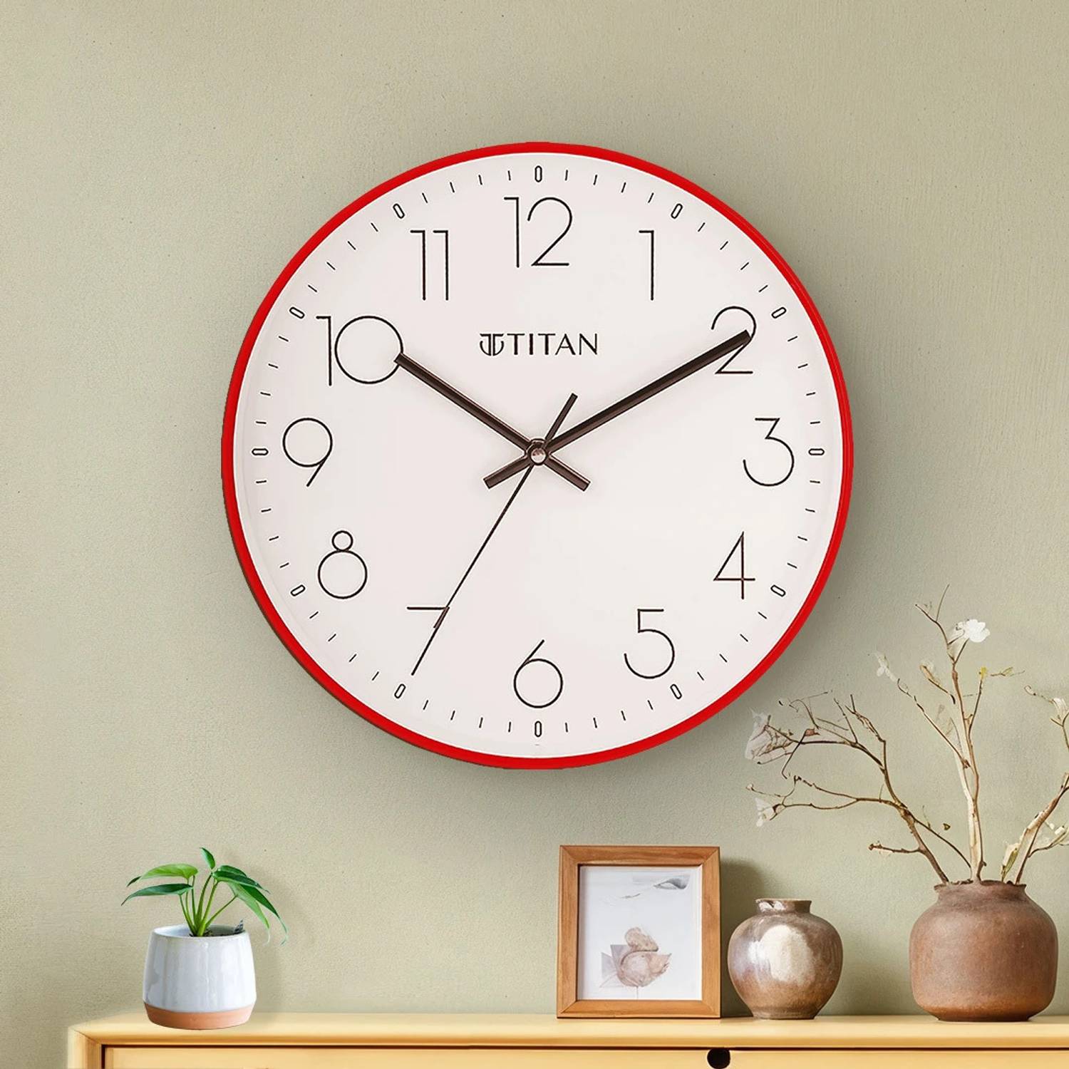 Titan Analog 30.5 cm X 30.5 cm Wall Clock (Red, With Glass, Stand
