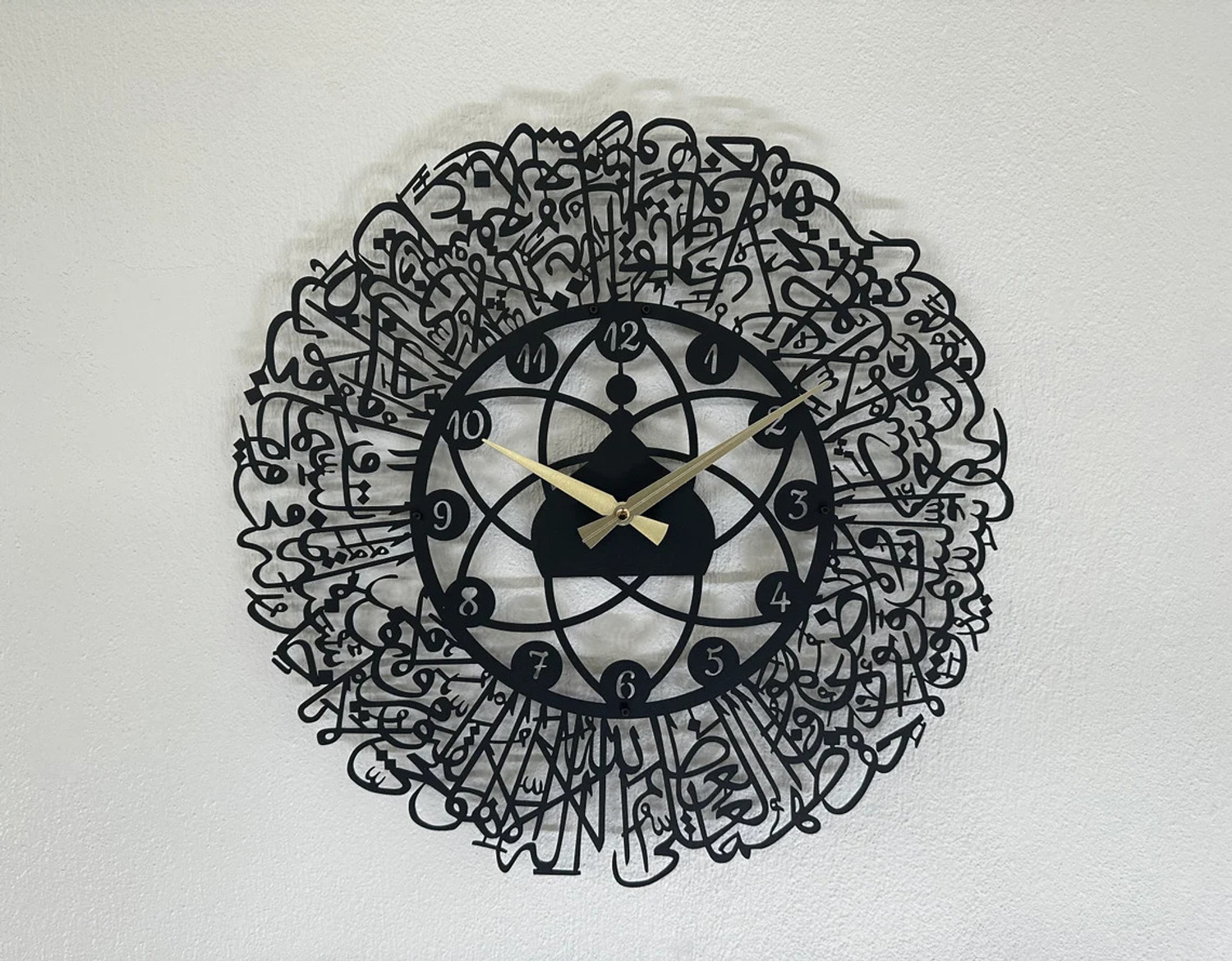 Image of EdenSoul Analog 50 cm X 50 cm Wall Clock