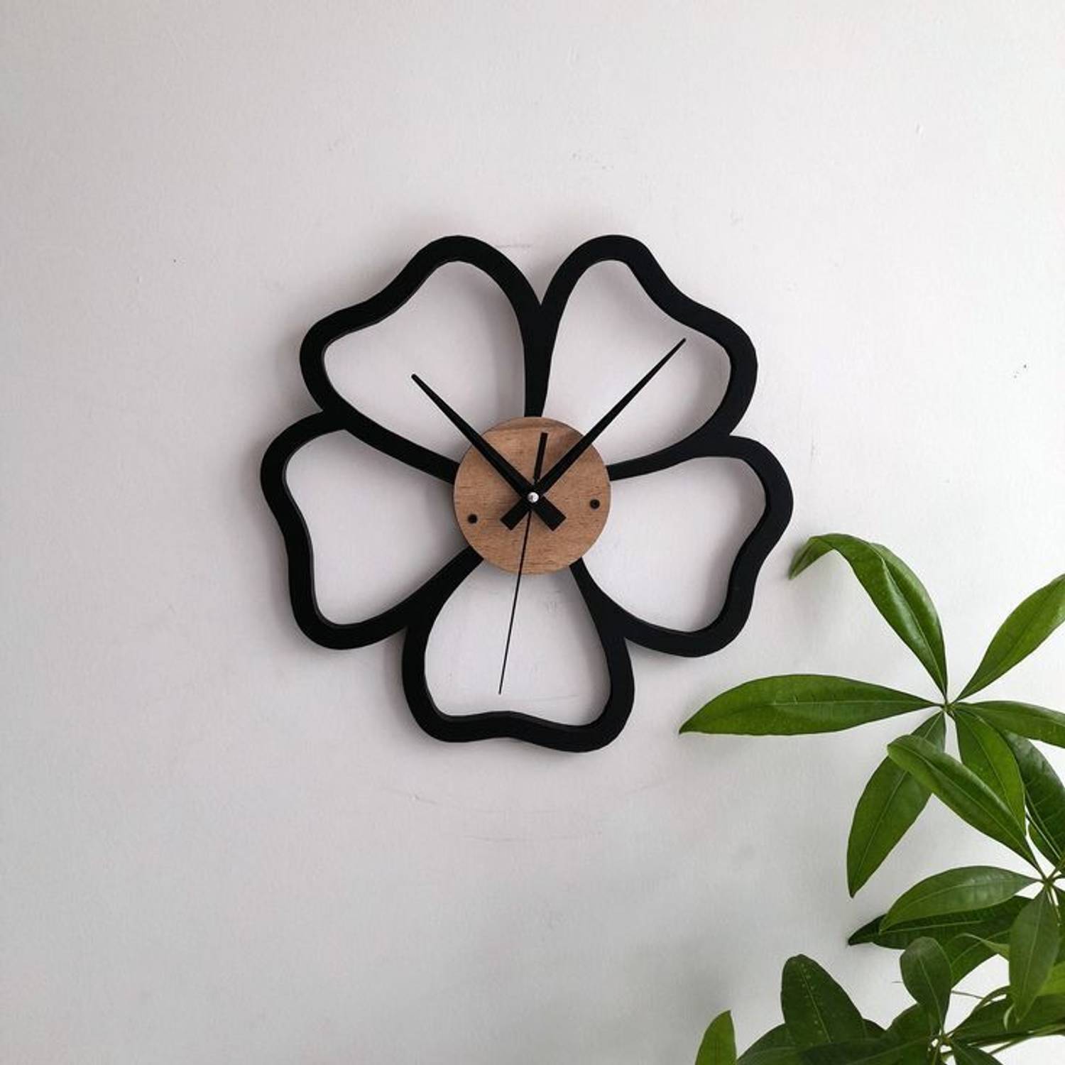 ELITE EXCLUSIVE Analog 30 cm X 30 cm Wall Clock (Black, Brown, Wi