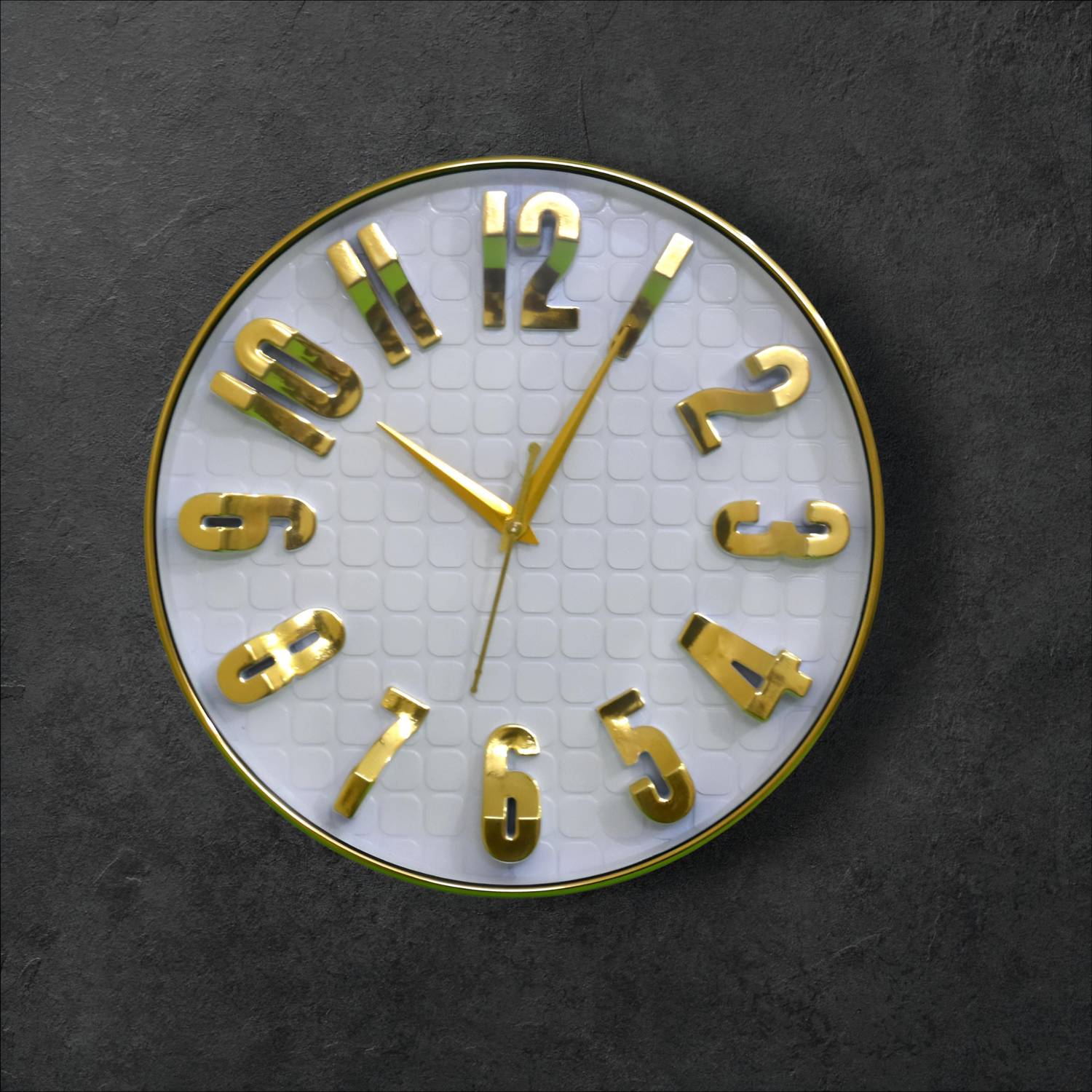 Sifon Analog 31 cm X 31 cm Wall Clock (Gold, With Glass, Standard