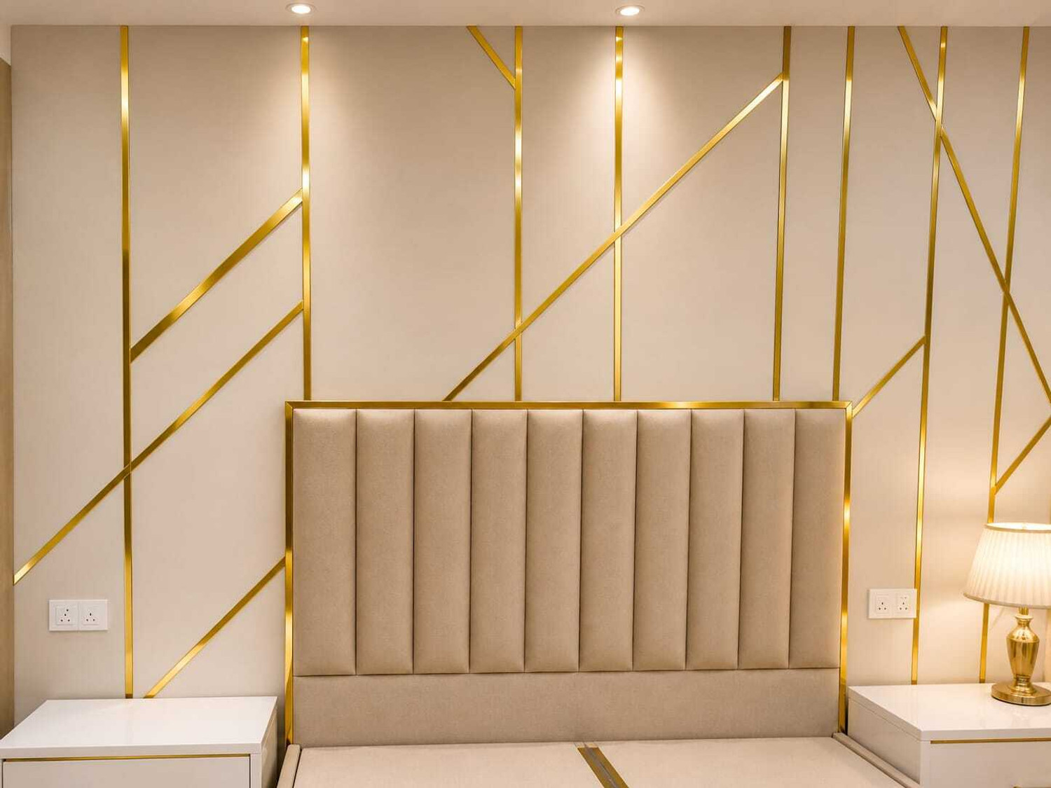 Image of wall smart Self Adhesive Golden Strip 18mm Pvc 08