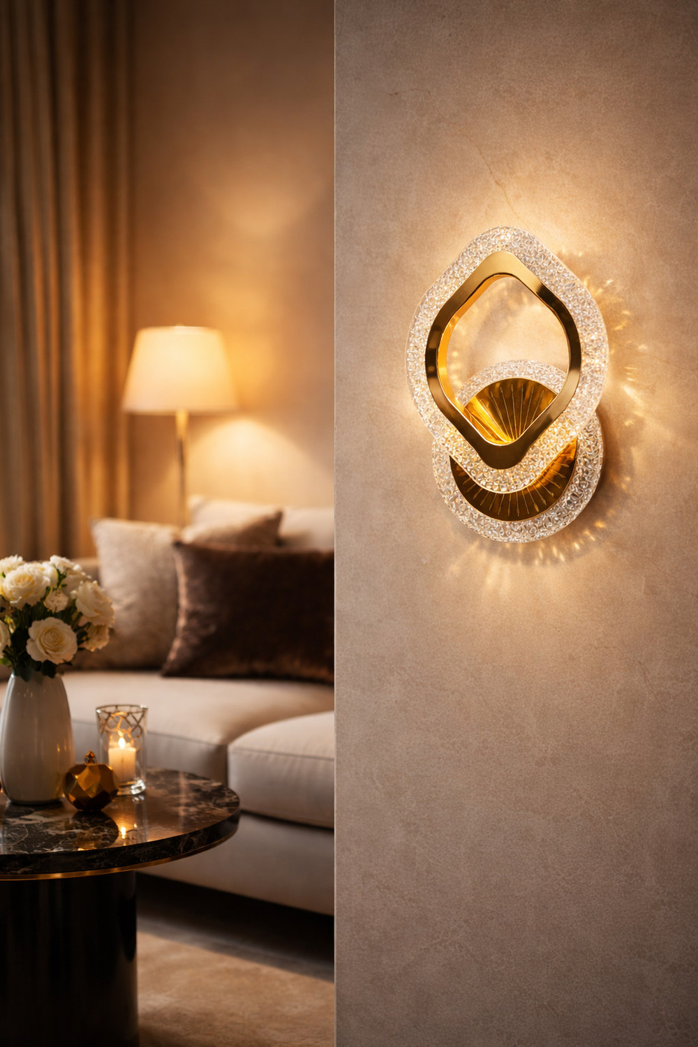 Image of THE UJALAVISTA Wallchiere Wall Lamp With Bulb
